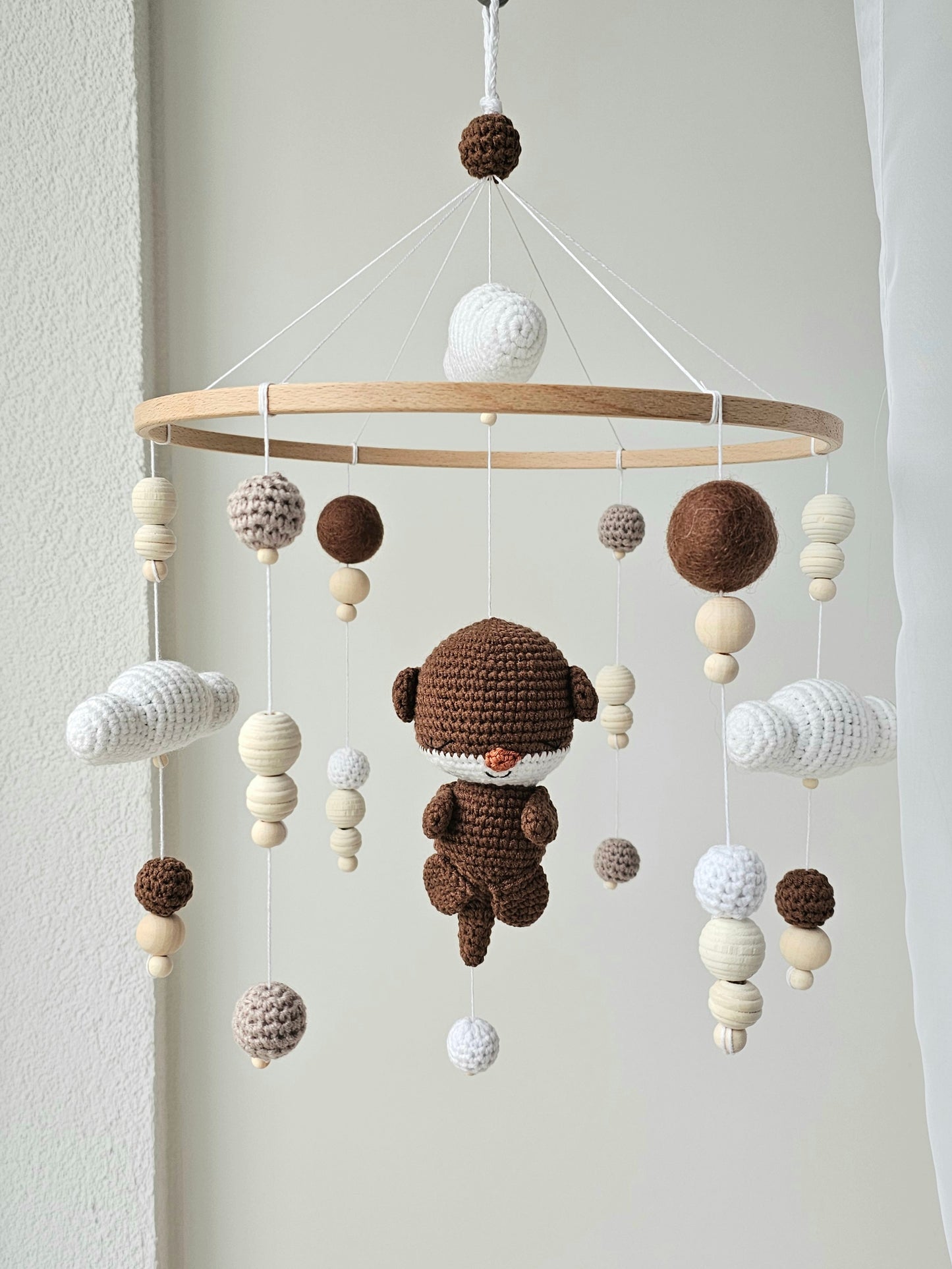 Baby Mobile Häkelliebe Otter dunkelbraun
