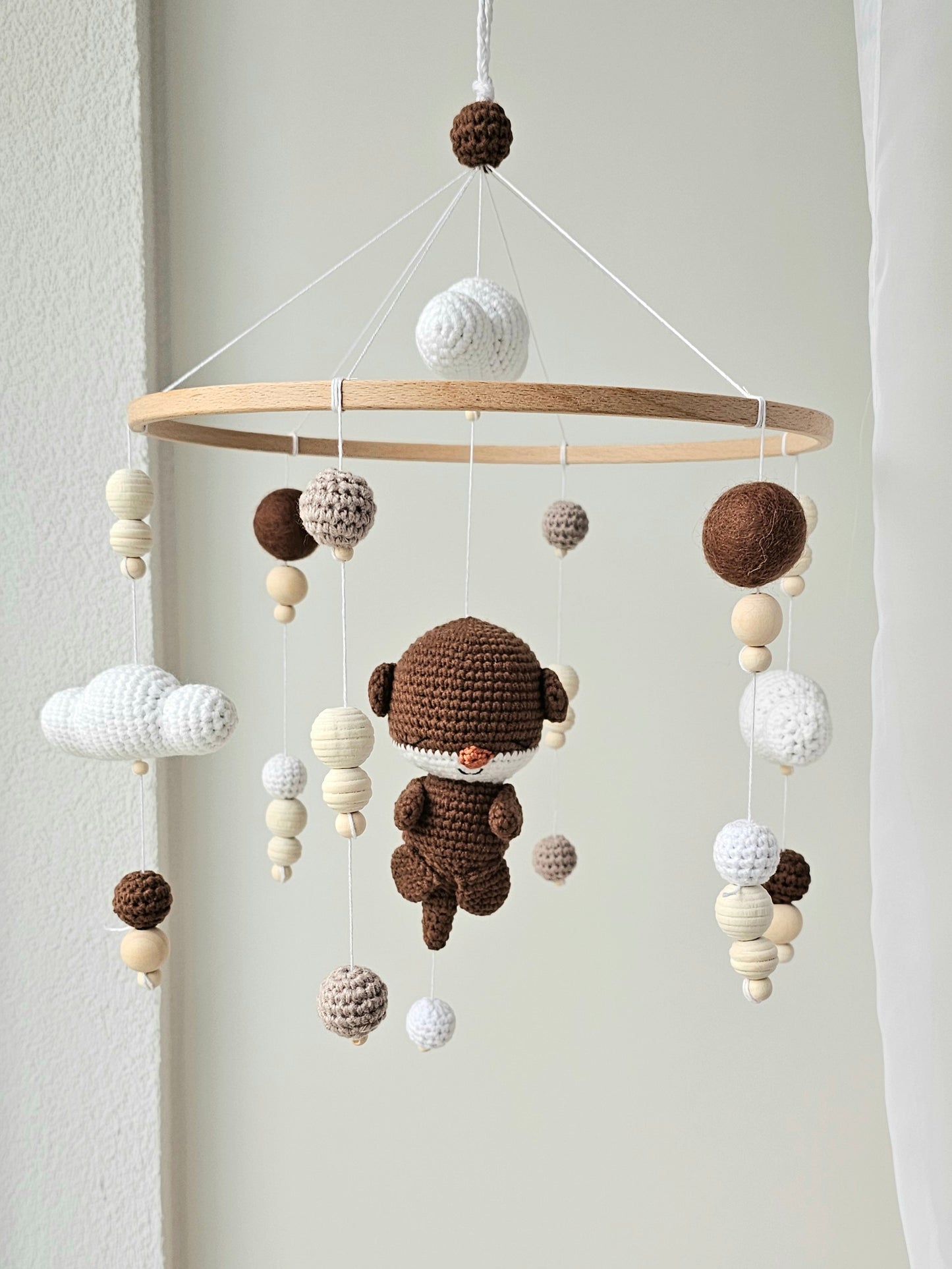 Baby Mobile Häkelliebe Otter dunkelbraun