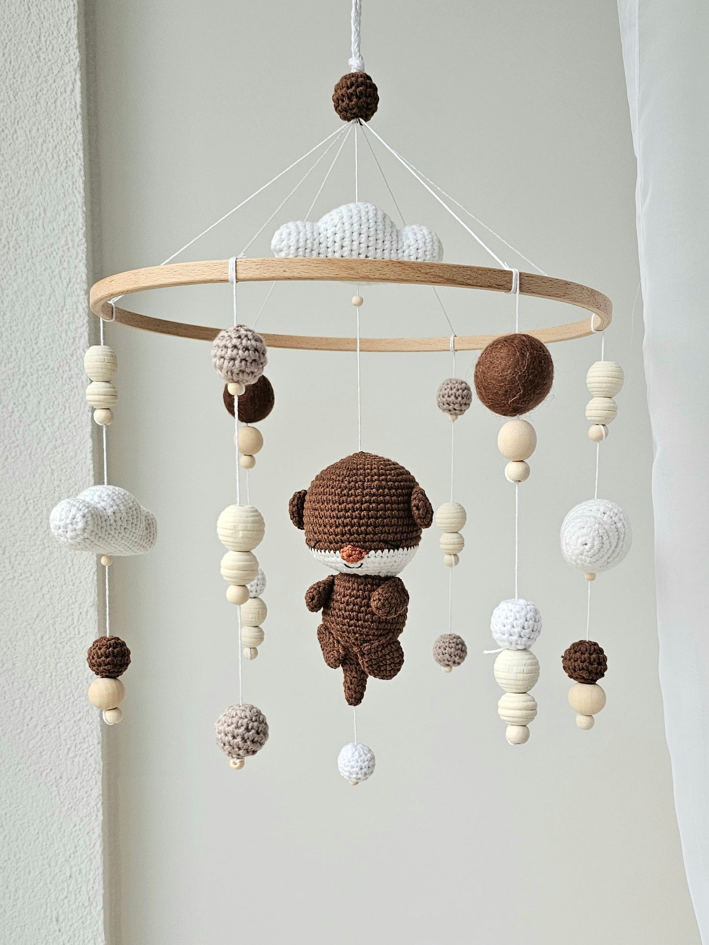 Baby Mobile Häkelliebe Otter dunkelbraun