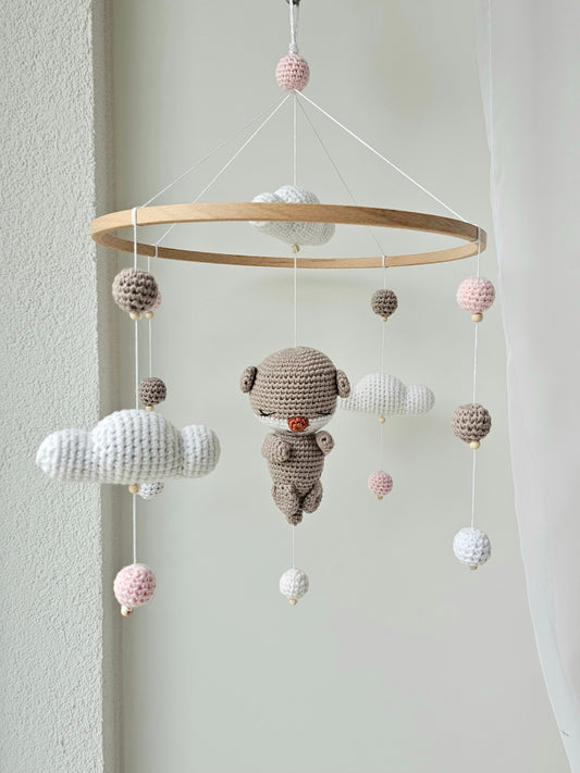 Baby Mobile Häkelliebe Otter beige/rosa
