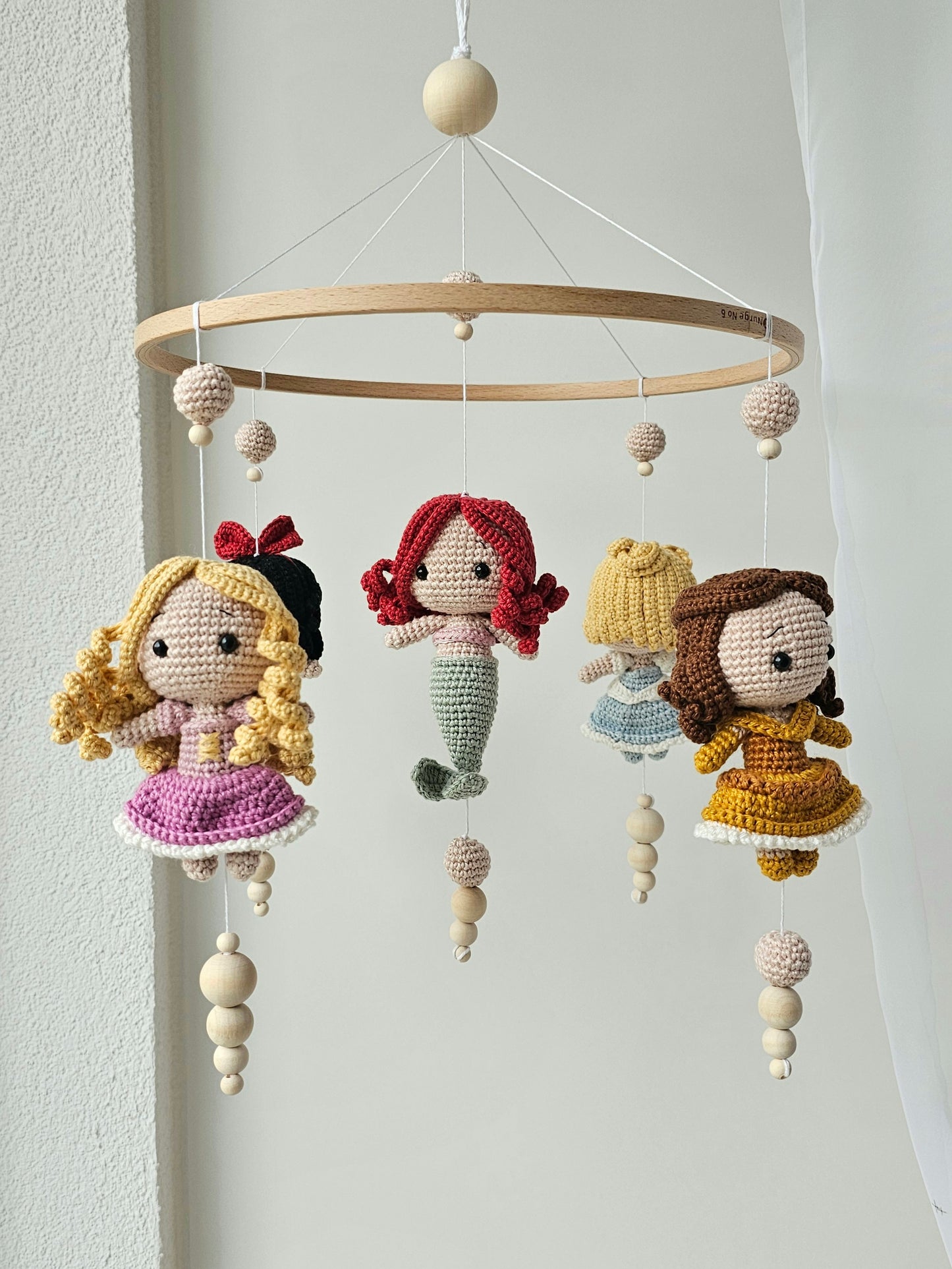 Babymobile Häkelliebe Disney Prinzessinnen