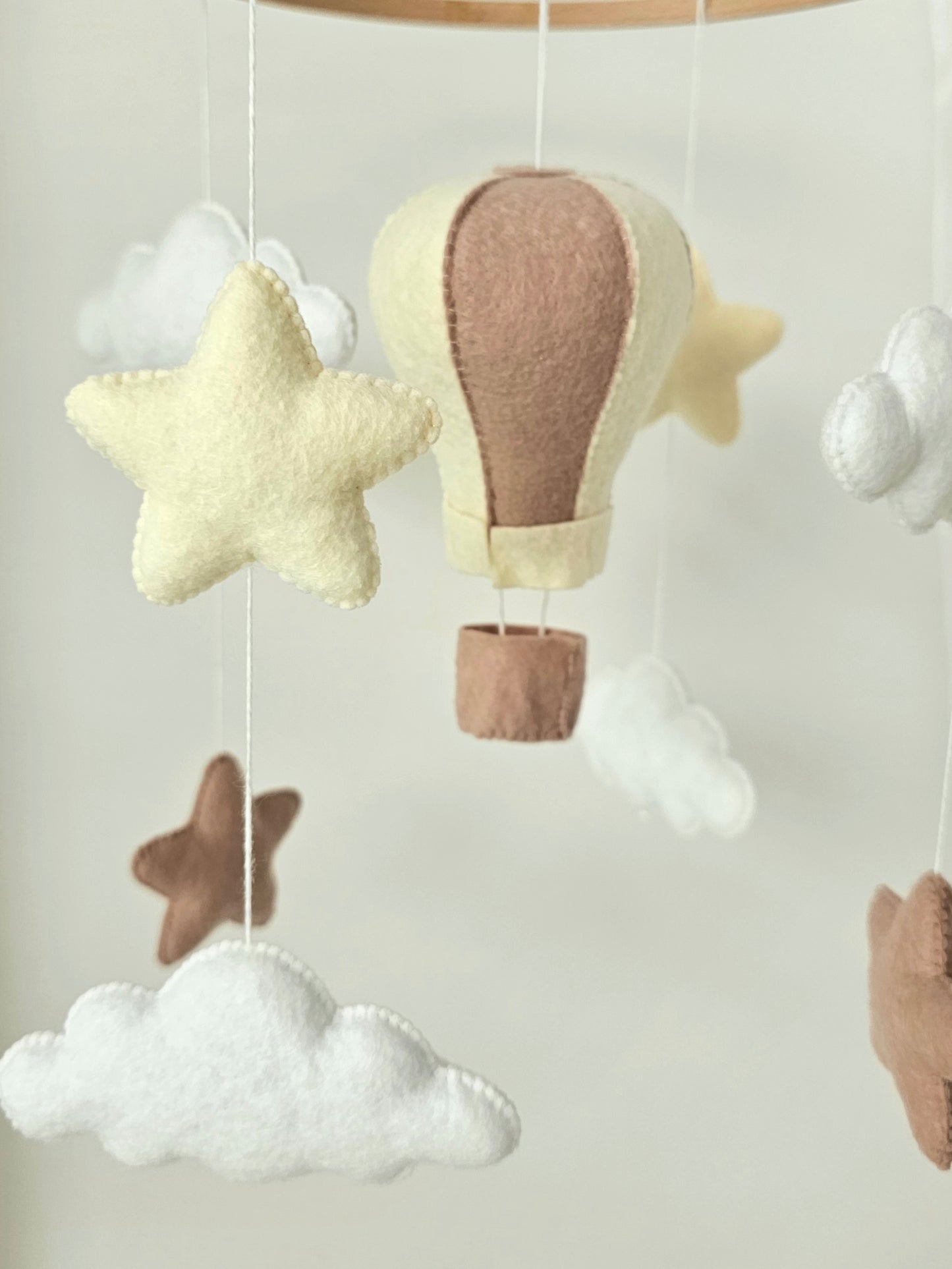 Baby Mobile Heissluftballon beige/crème/weiss