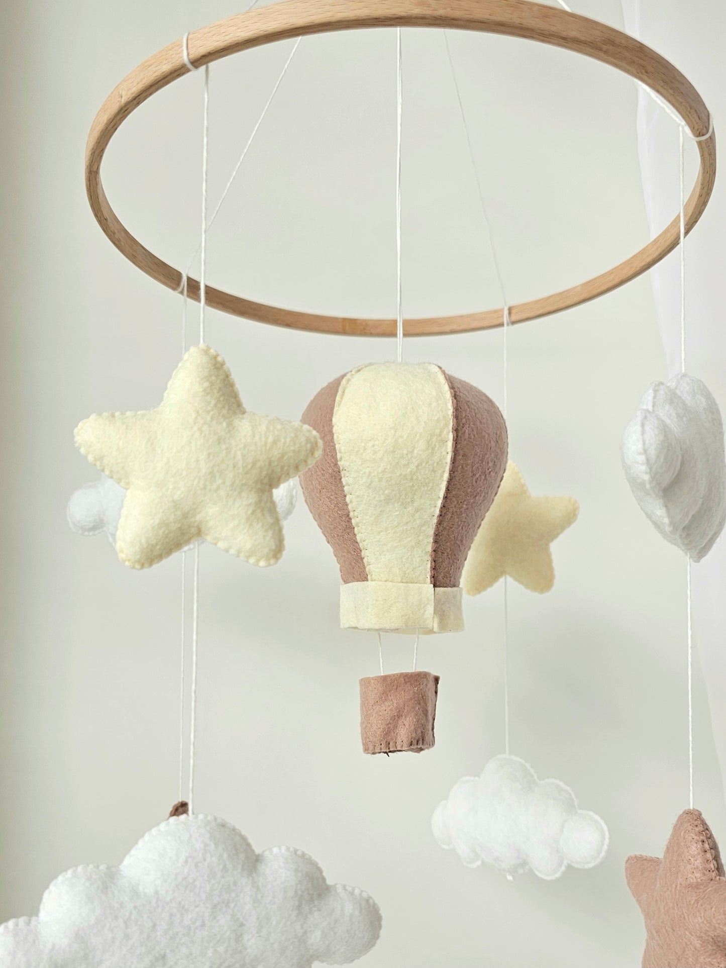 Baby Mobile Heissluftballon beige/crème/weiss
