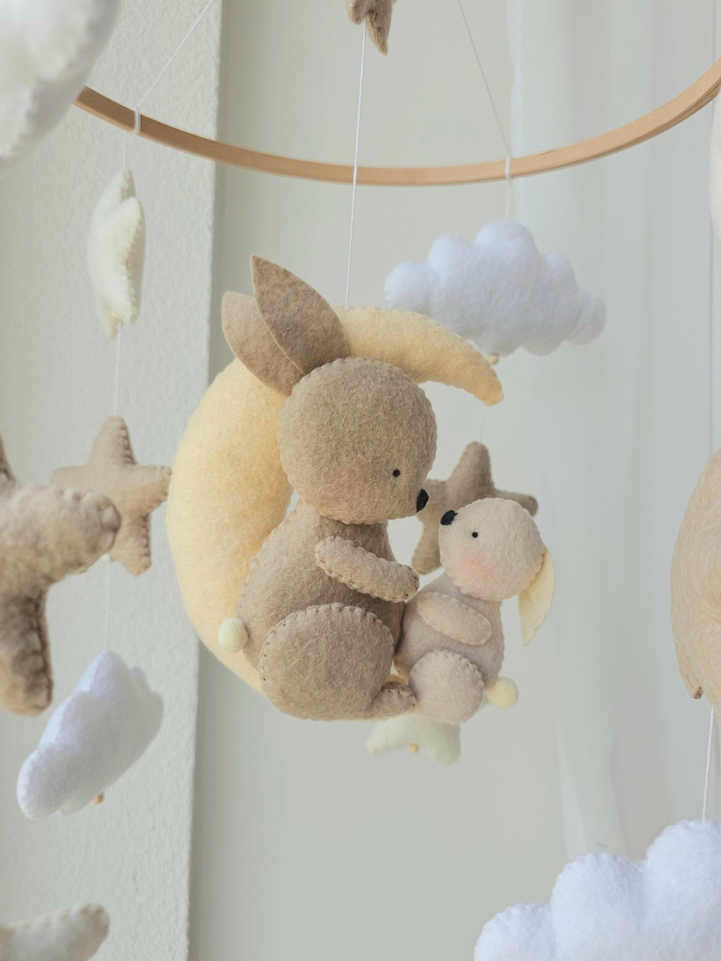 Baby Mobile Baby Häschen mit Baby