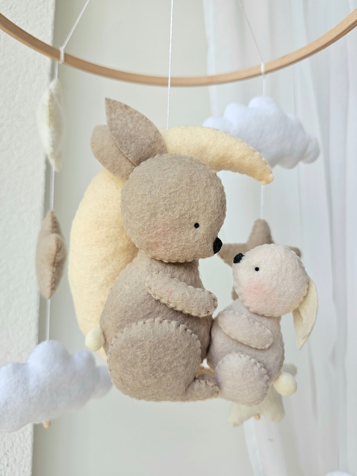 Baby Mobile Baby Häschen mit Baby
