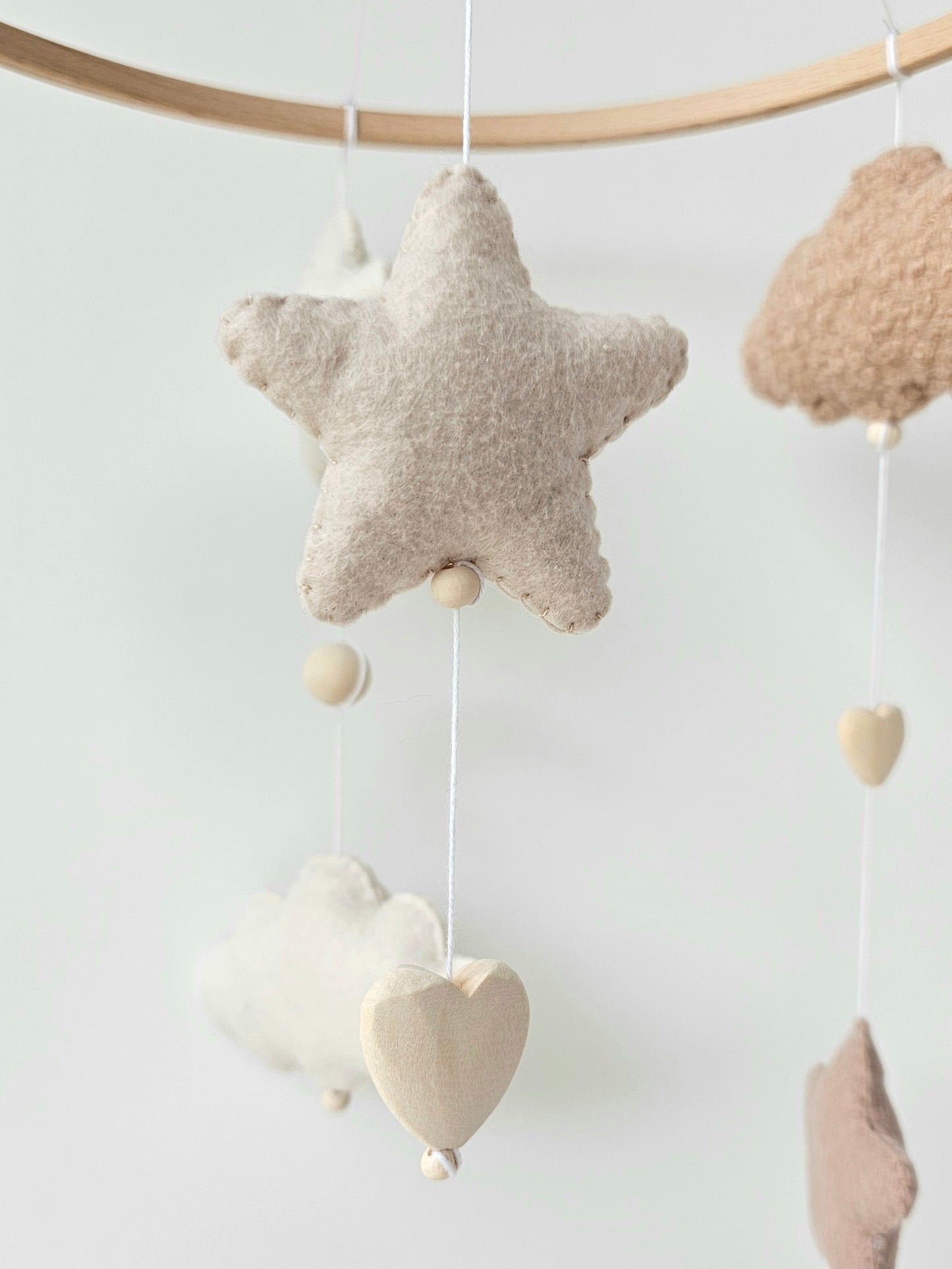 Baby Mobile Simply Pouffy Herz