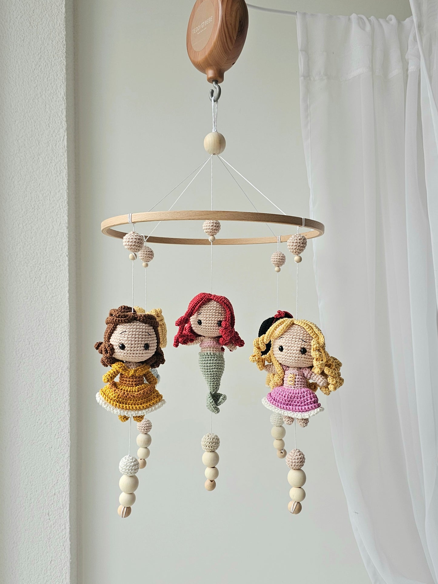 Babymobile Häkelliebe Disney Prinzessinnen