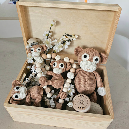 Erinnerungsbox personalisiert mit XXL Set Crochet Liebe Äffchen