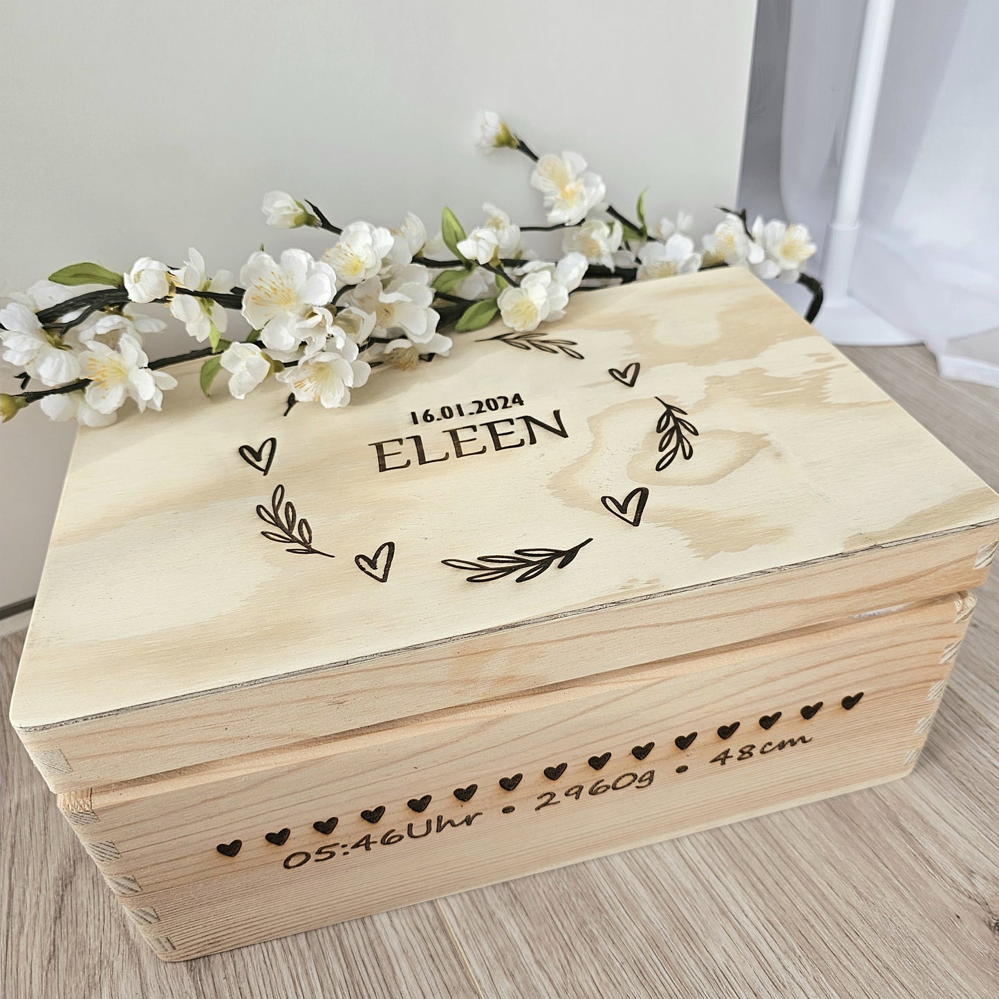Erinnerungsbox Basic Herzkranz mit Personalisierung
