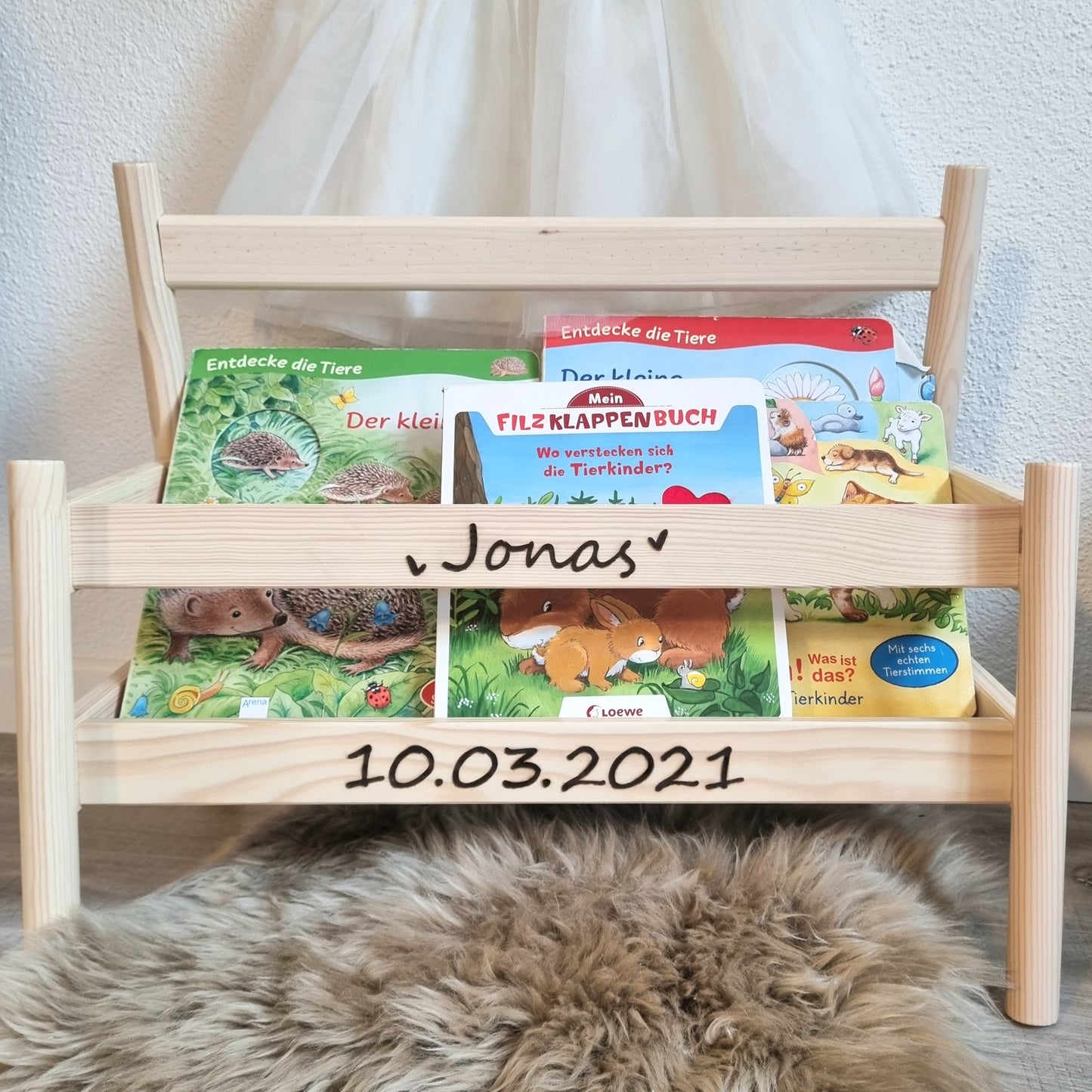 Bücherregal Kids Herzchen personalisiert