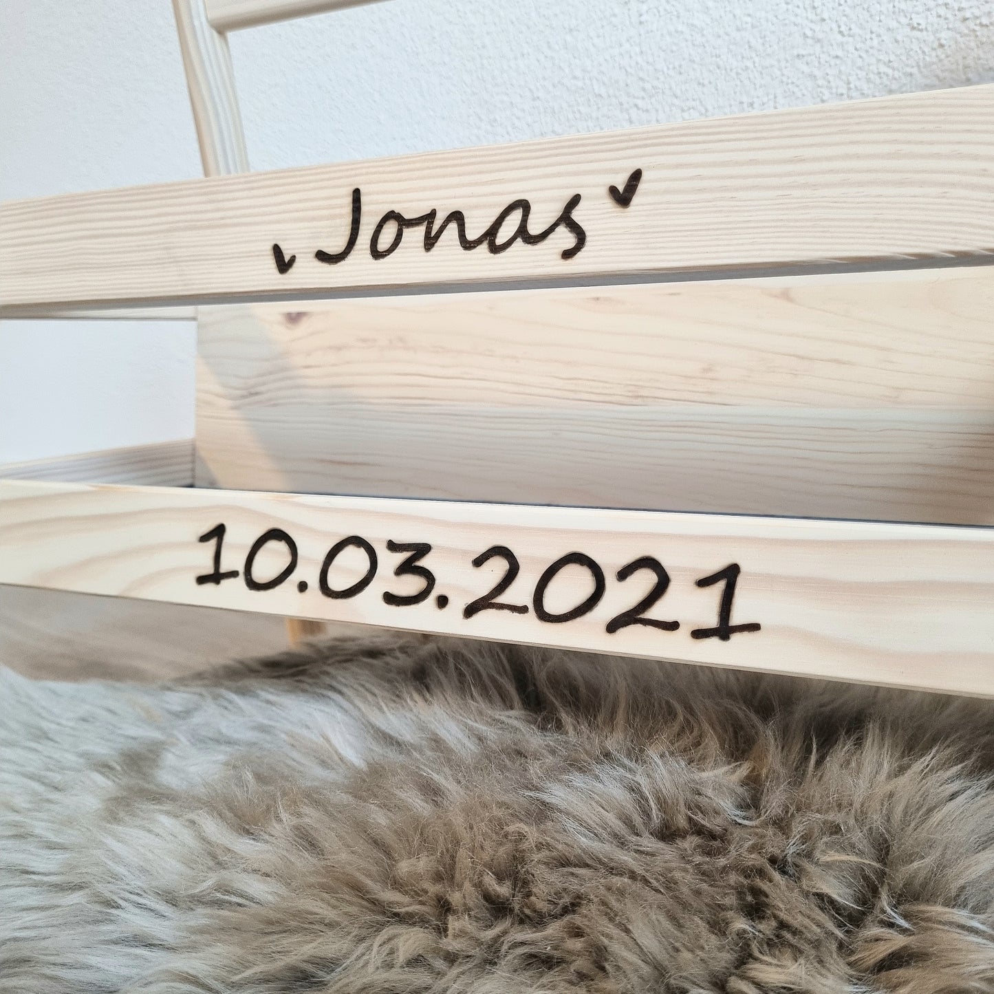 Bücherregal Kids Herzchen personalisiert