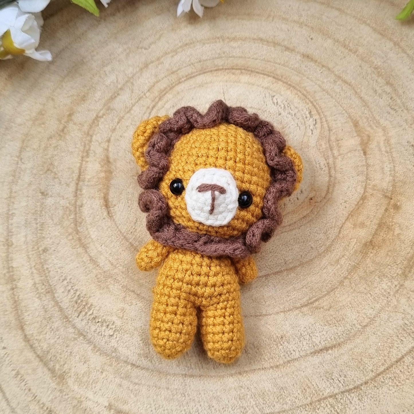 Crochet Mini Löwe