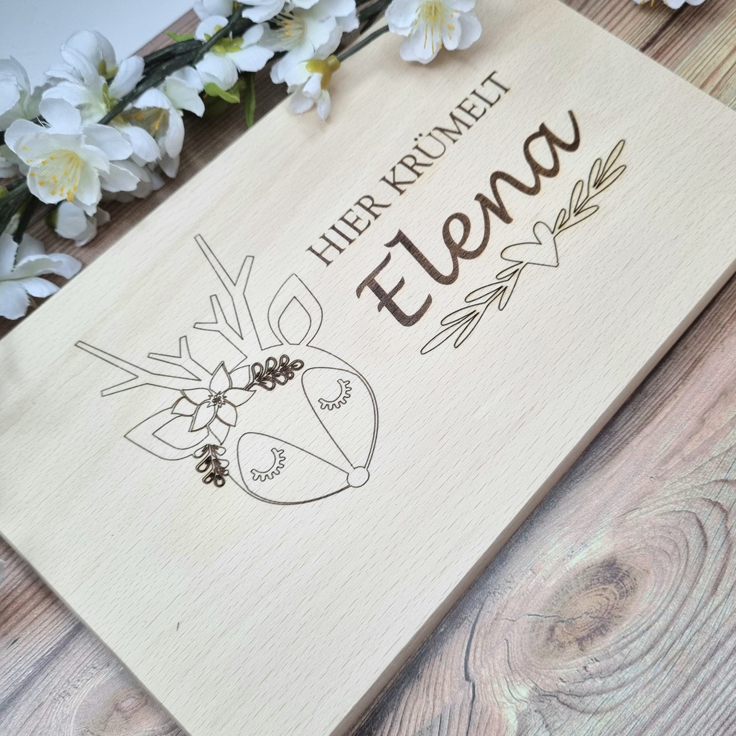 Frühstücksbrett Flower Reh personalisiert