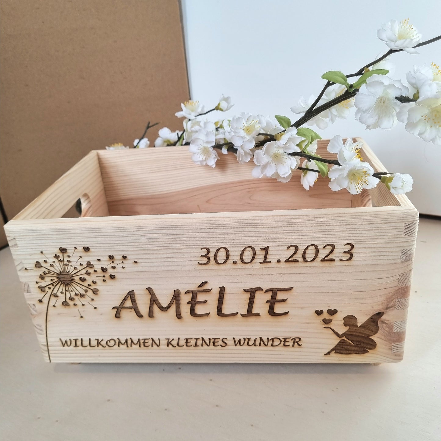 Geschenkbox ohne Deckel Basic Pusteblume personalisiert