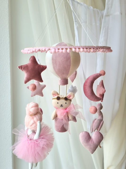 Baby Mobile Bär mit Heissluftballon rosa