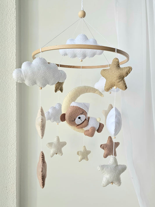 Baby Mobile Mini schlafender Bär mit Mütze weiss