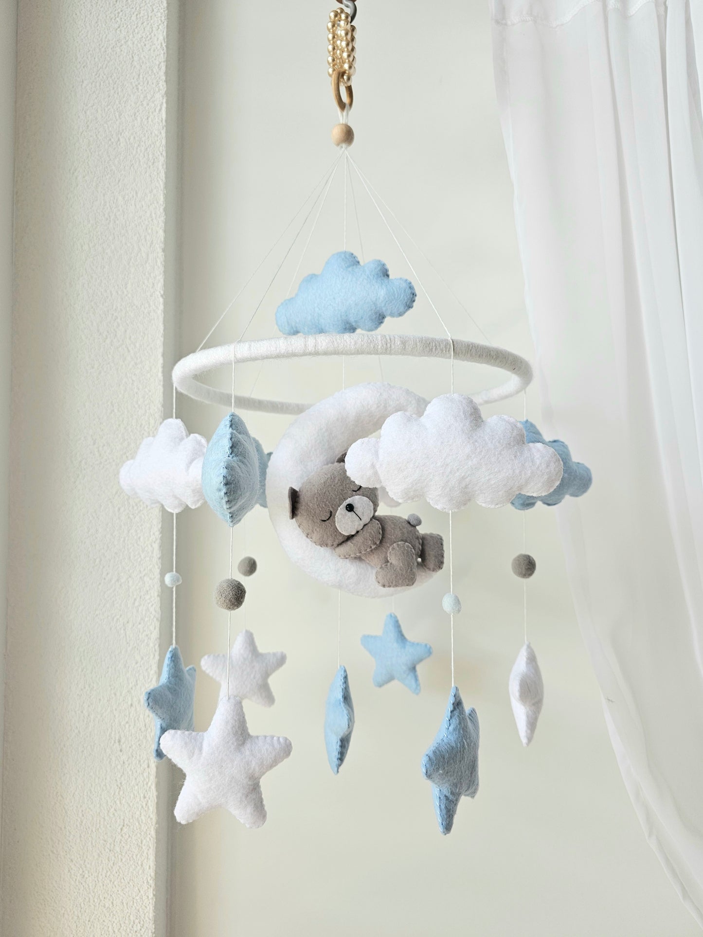Baby Mobile träumender Bär blau, grau