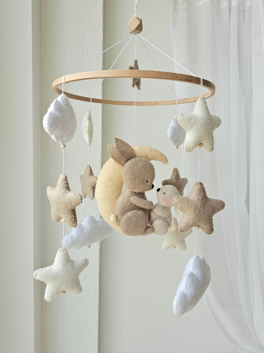 Baby Mobile Baby Häschen mit Baby