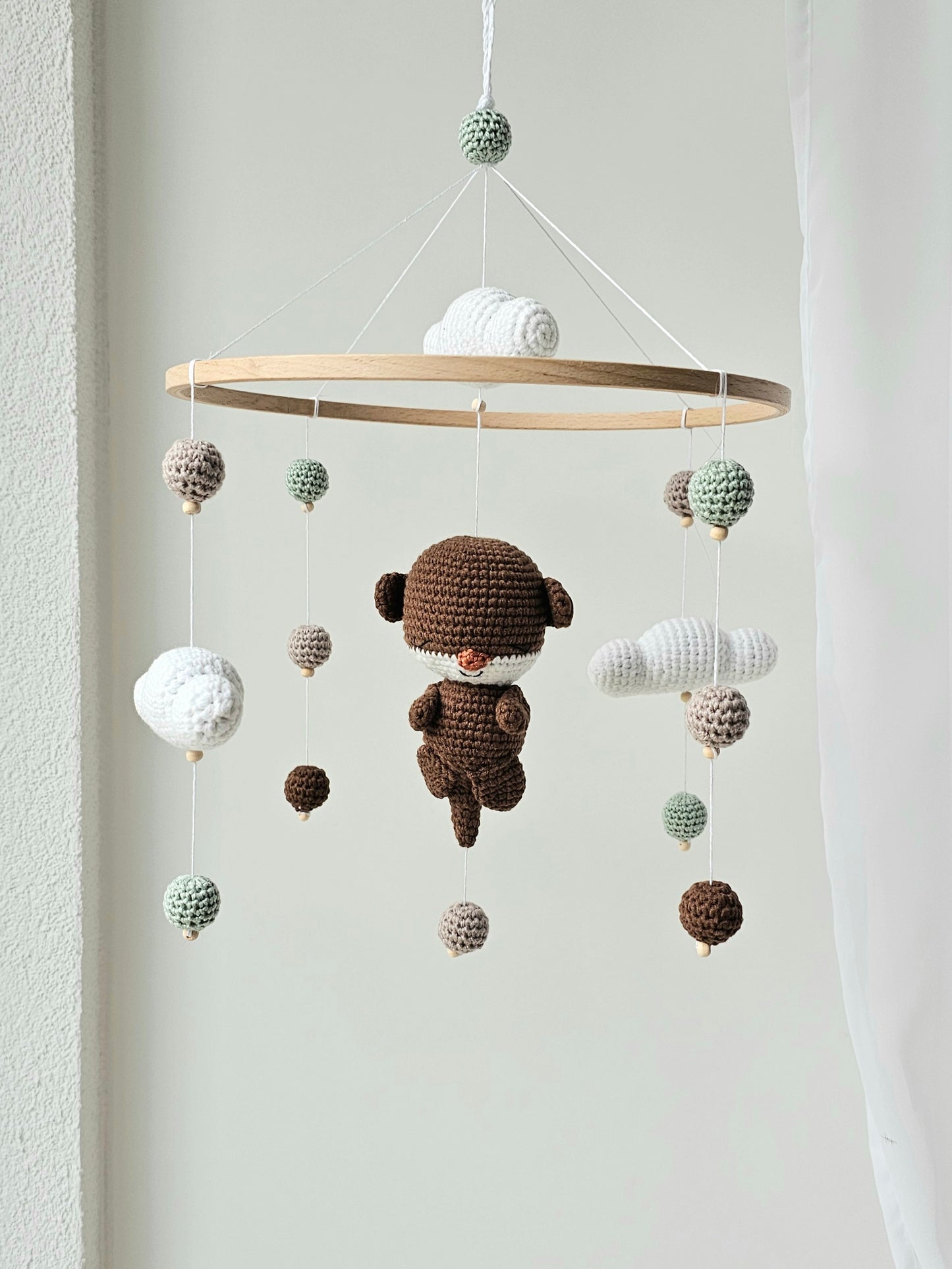 Baby Mobile Häkelliebe Otter beige/dunkelbraun/türkis