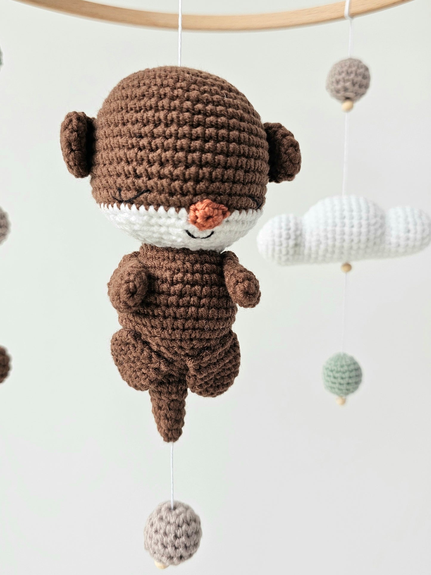 Baby Mobile Häkelliebe Otter beige/dunkelbraun/türkis