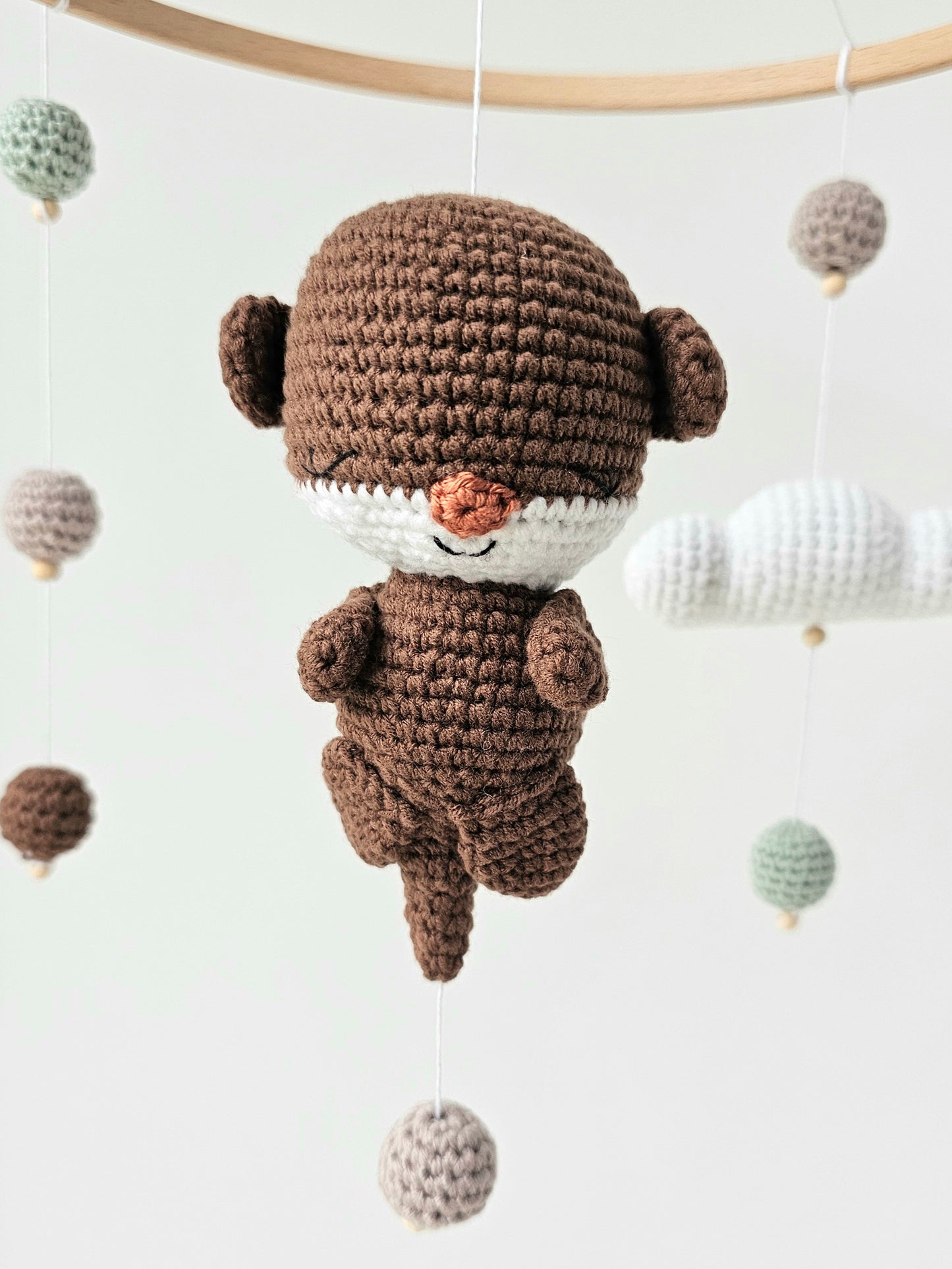 Baby Mobile Häkelliebe Otter beige/dunkelbraun/türkis