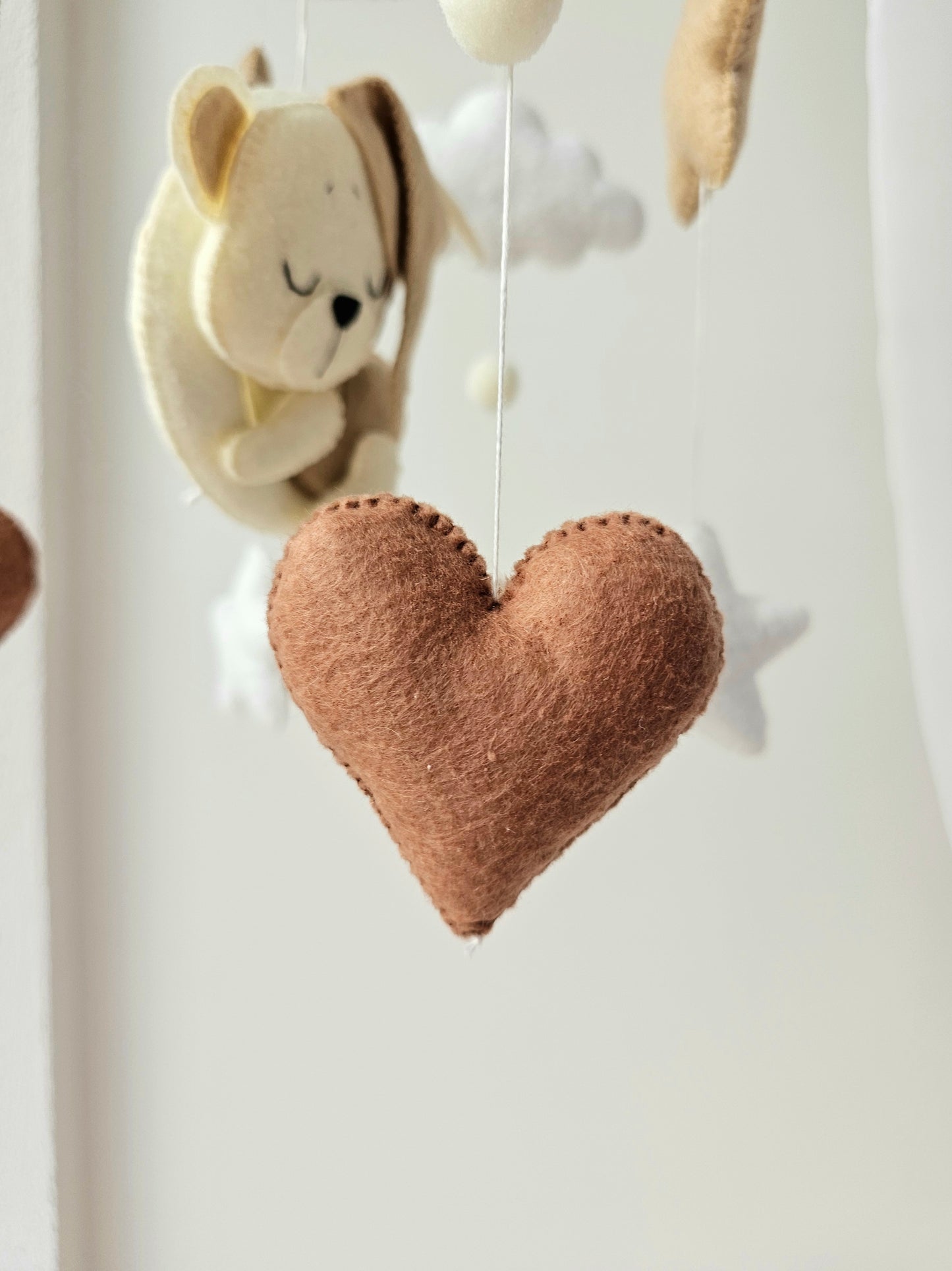 Baby Mobile Herz Bärchen beige