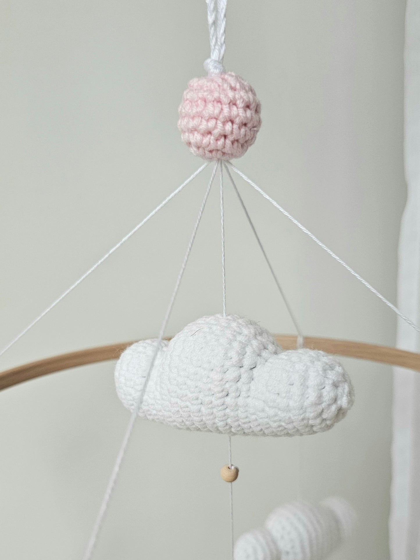 Baby Mobile Häkelliebe Otter braun/rosa