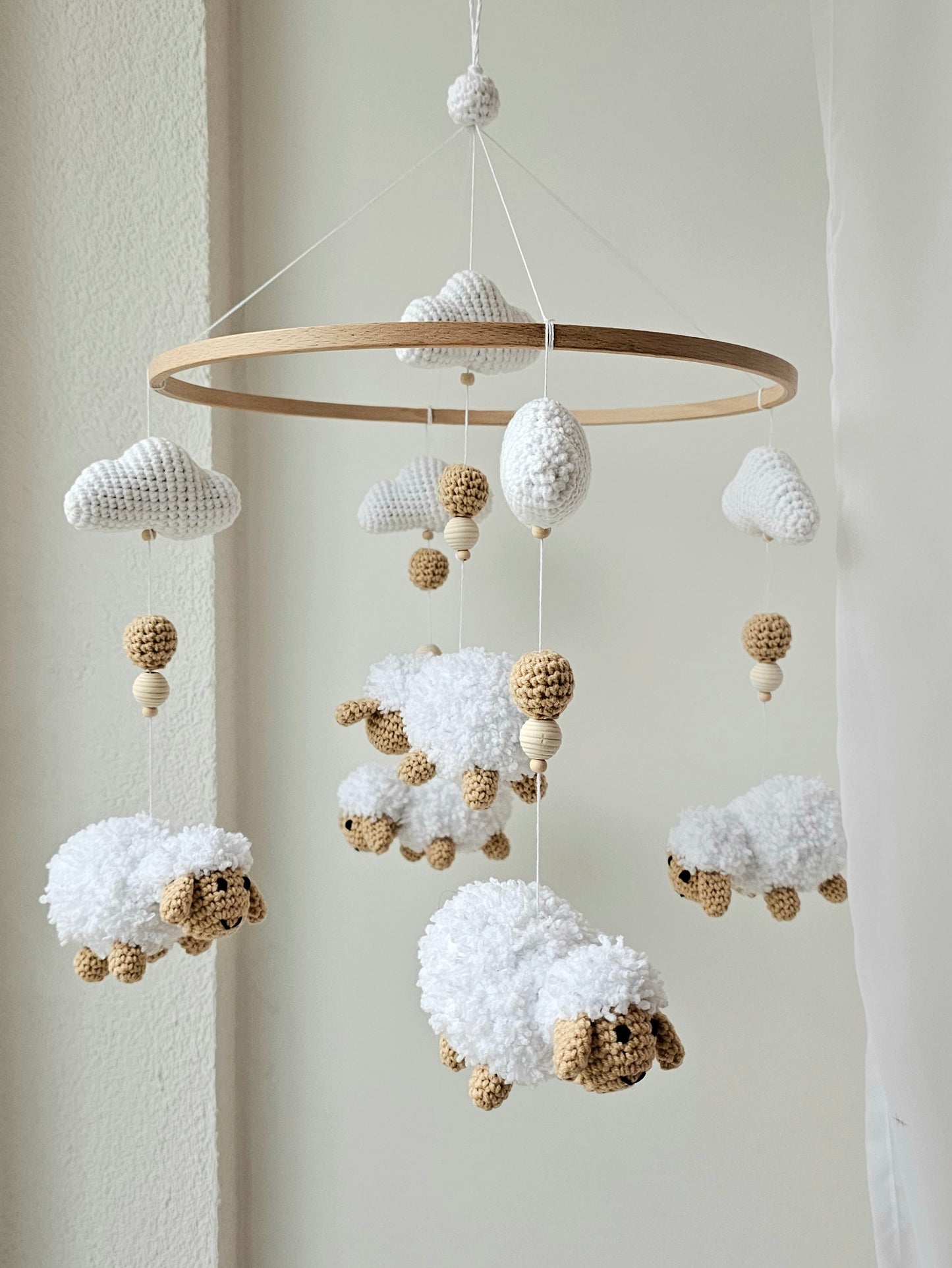 Baby Mobile tanzende Schäfchen