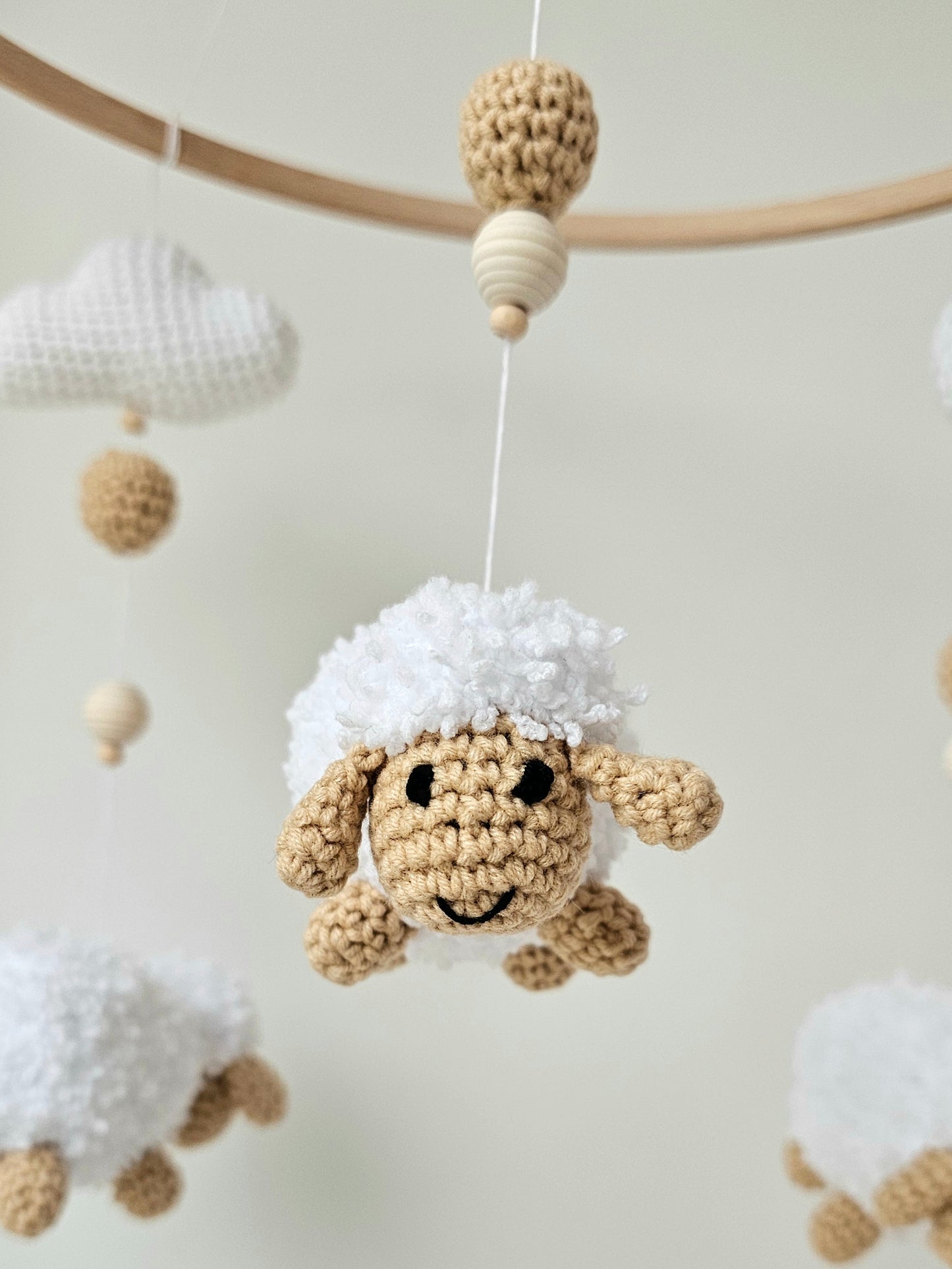 Baby Mobile tanzende Schäfchen