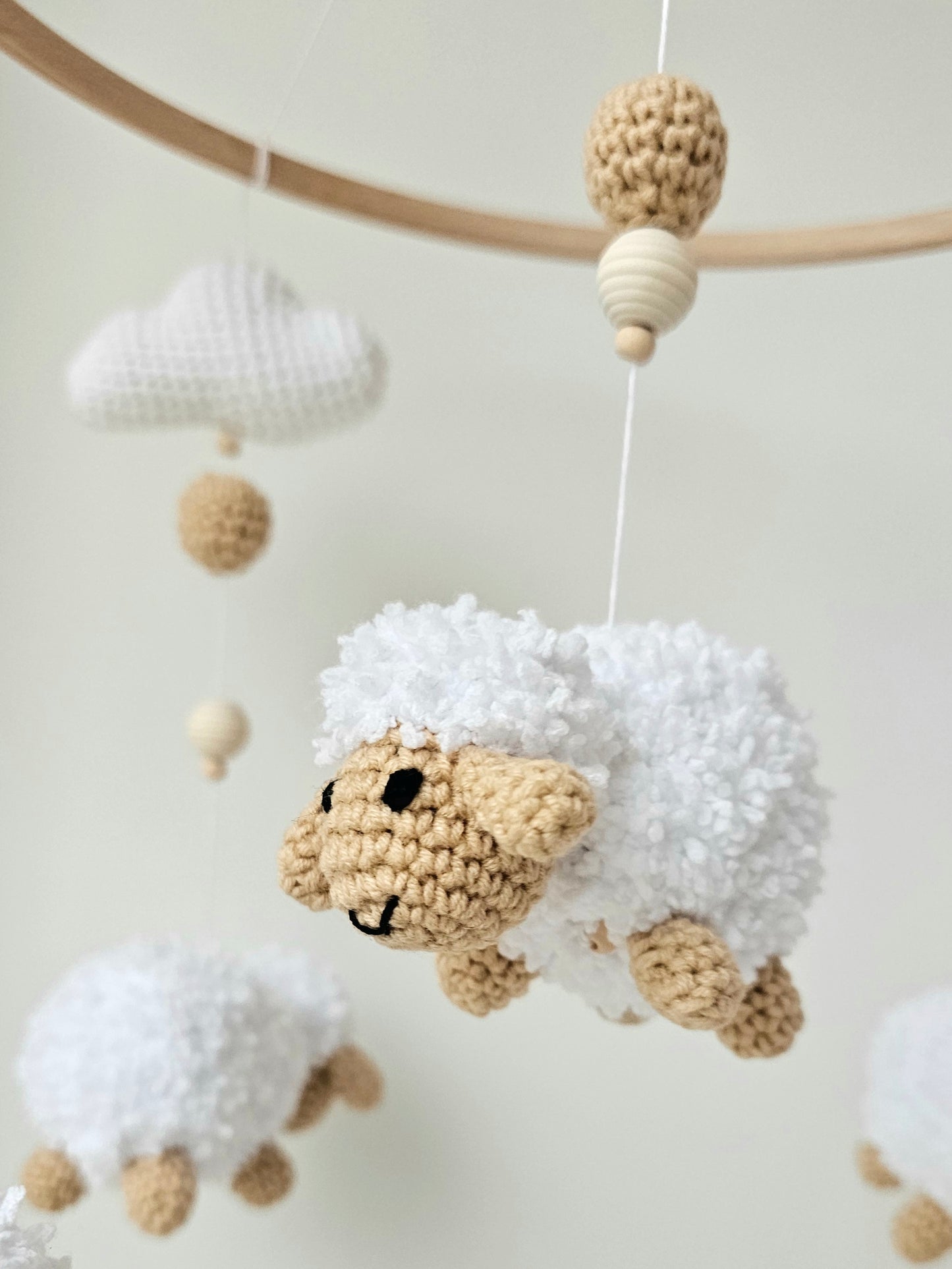 Baby Mobile tanzende Schäfchen