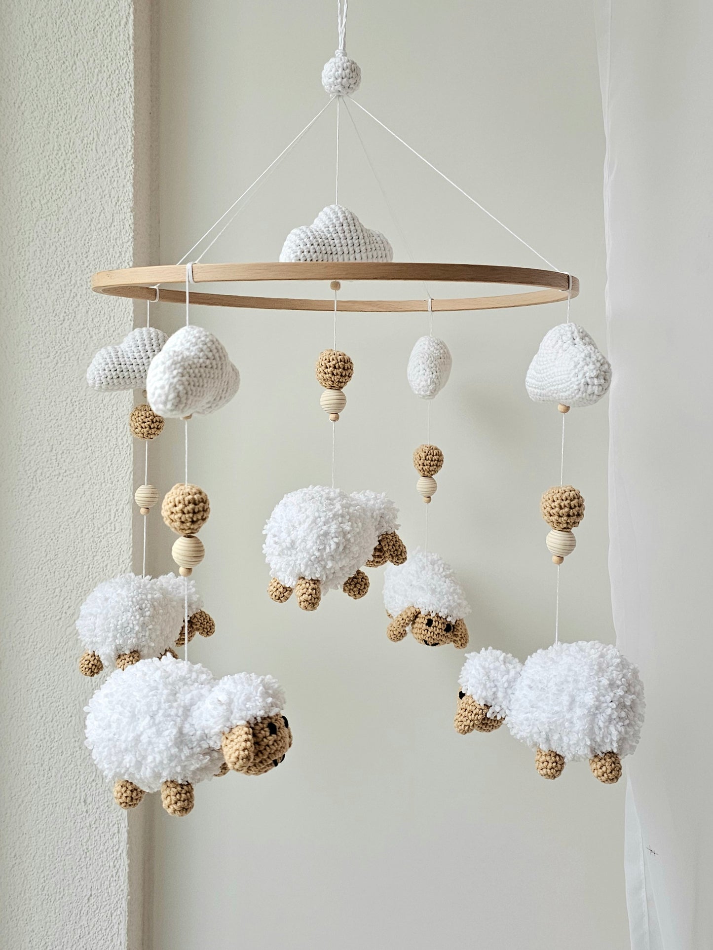 Baby Mobile tanzende Schäfchen