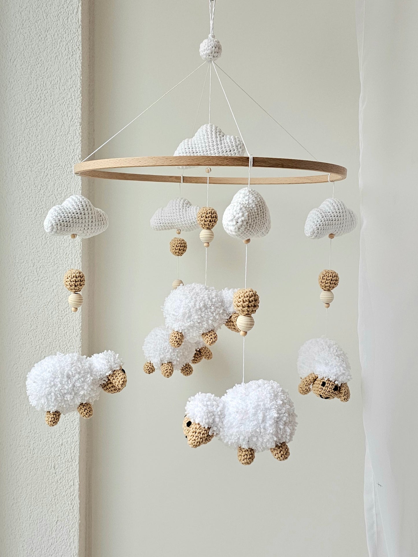 Baby Mobile tanzende Schäfchen