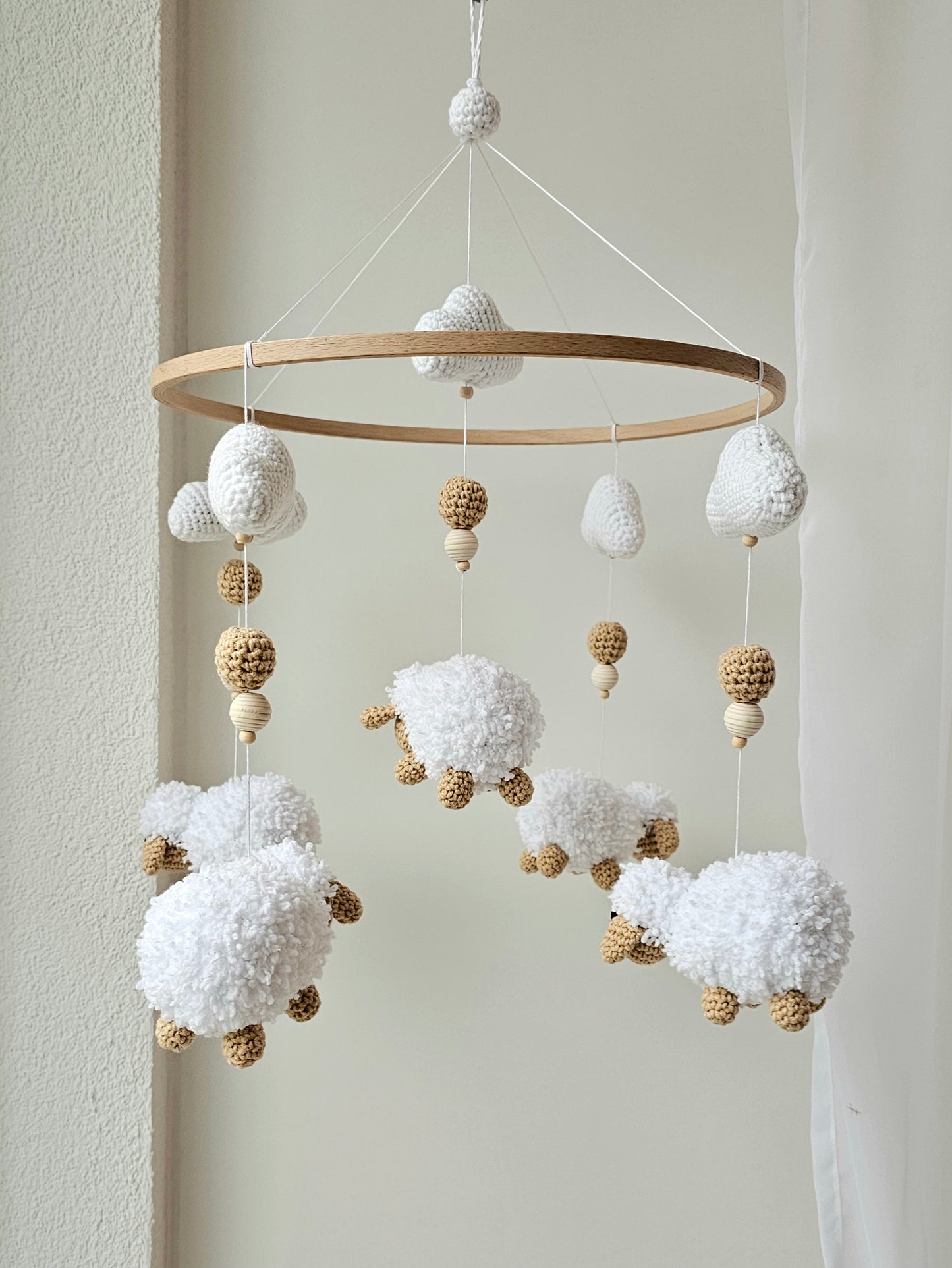 Baby Mobile tanzende Schäfchen