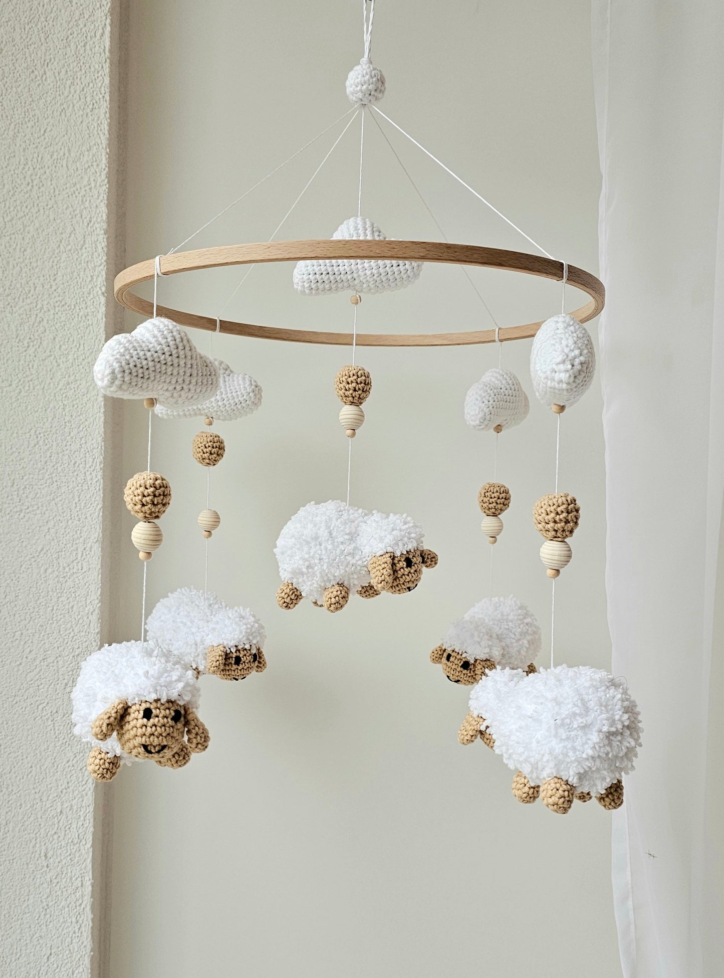 Baby Mobile tanzende Schäfchen