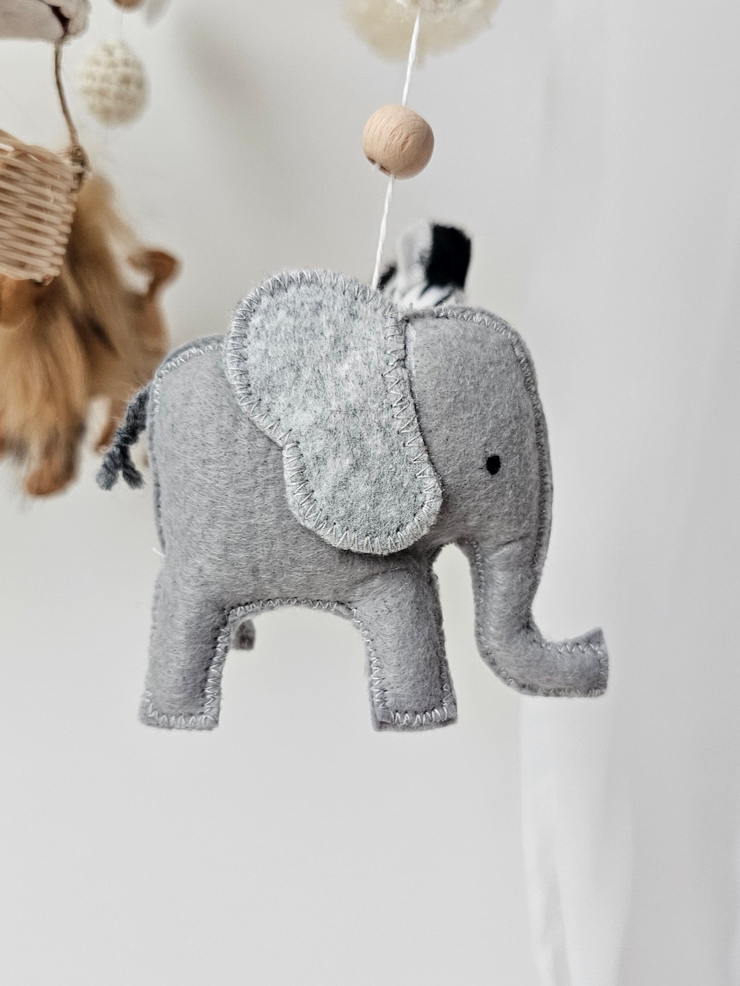 Baby Mobile fliegender Ballon natur