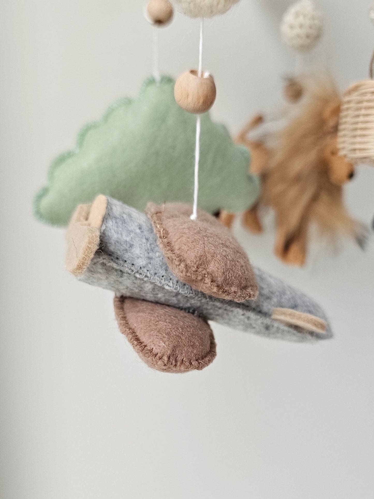 Baby Mobile fliegender Ballon natur