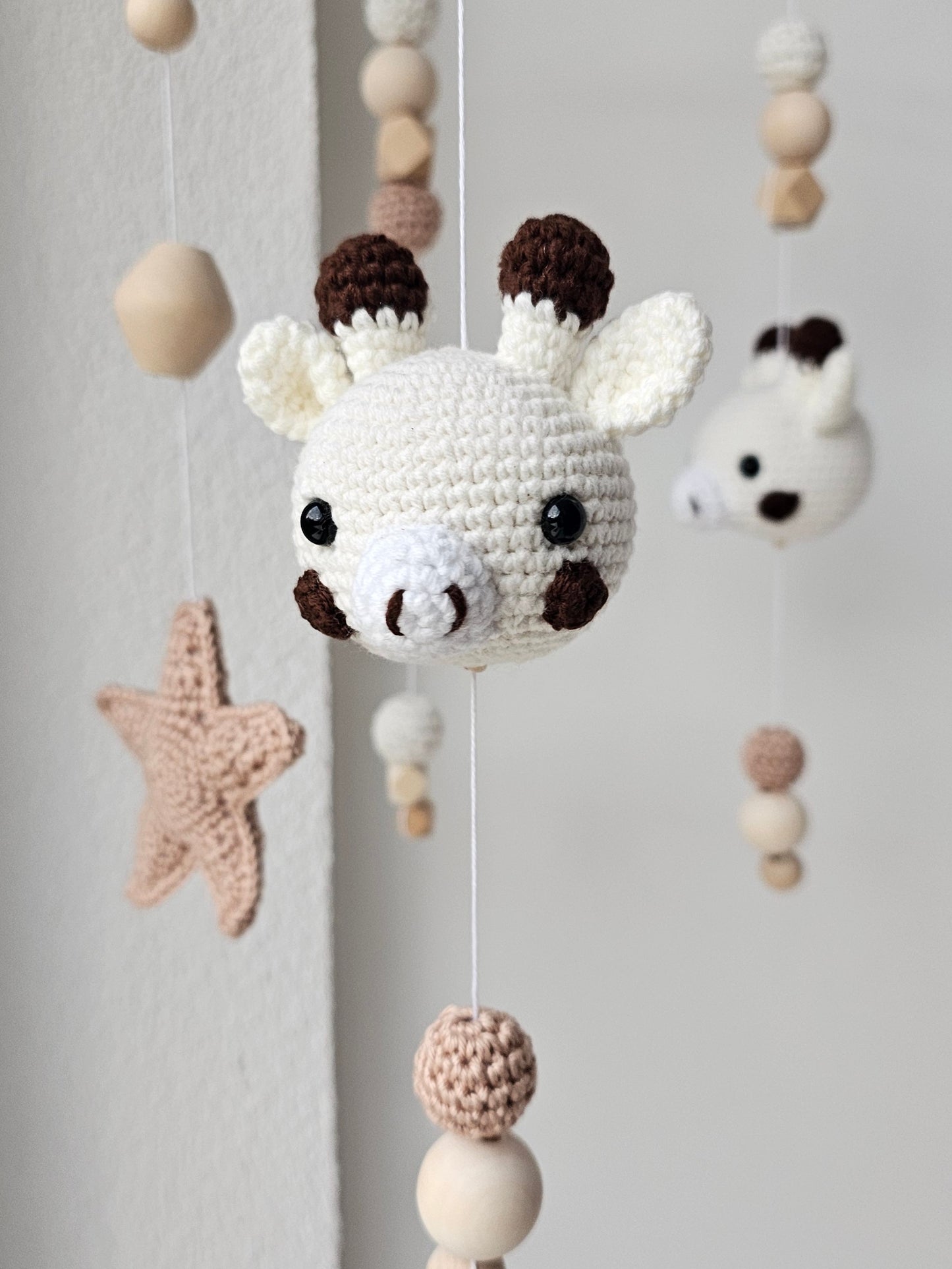 Baby Mobile Häkelliebe Giraffe natur