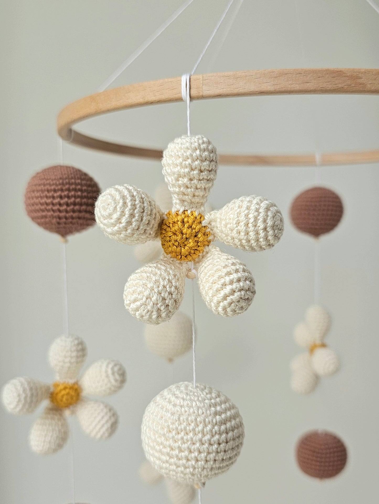 Baby Mobile Flower Power beige