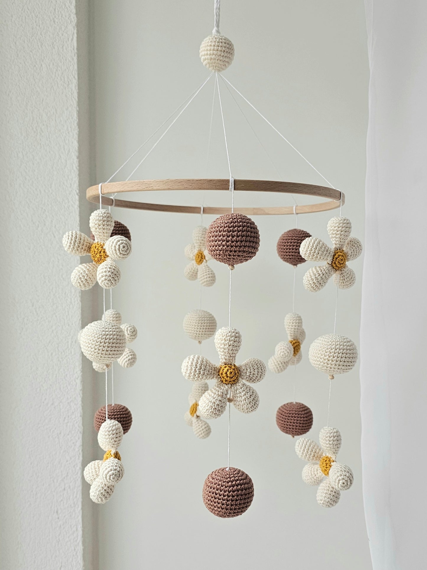 Baby Mobile Flower Power beige