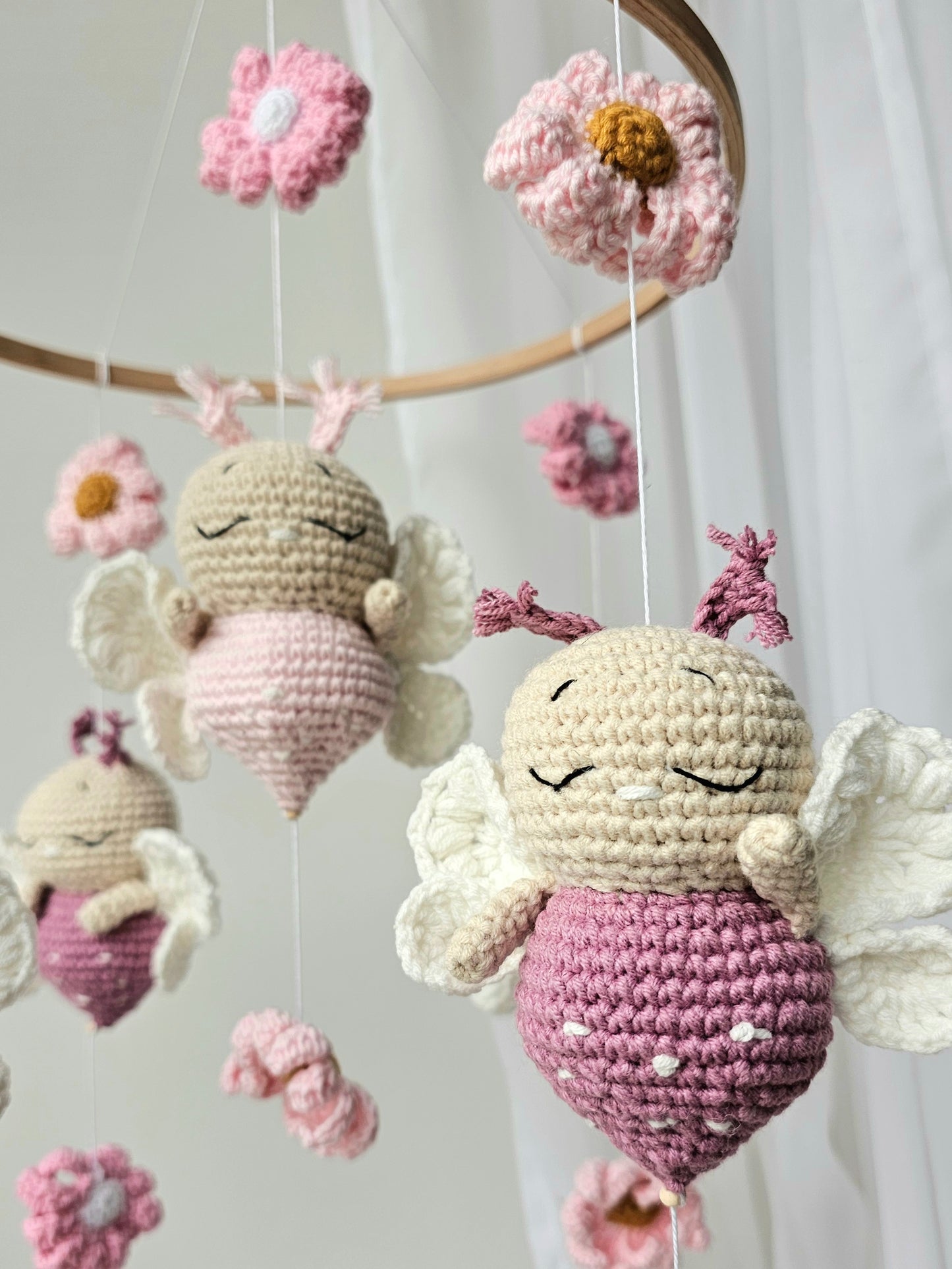 Baby Mobile Schmetterling Blumen Traum rosa