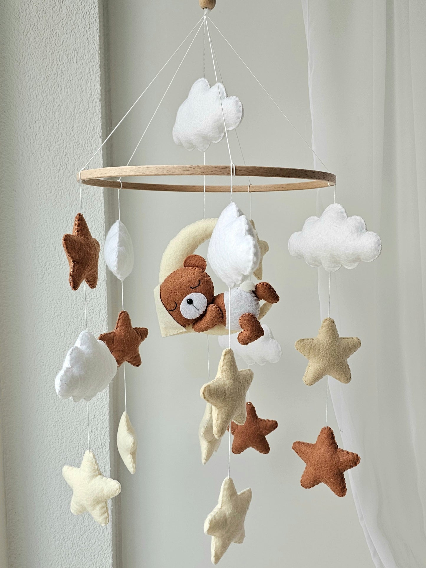 Baby Mobile Bärchen mit Mütze hellgelb