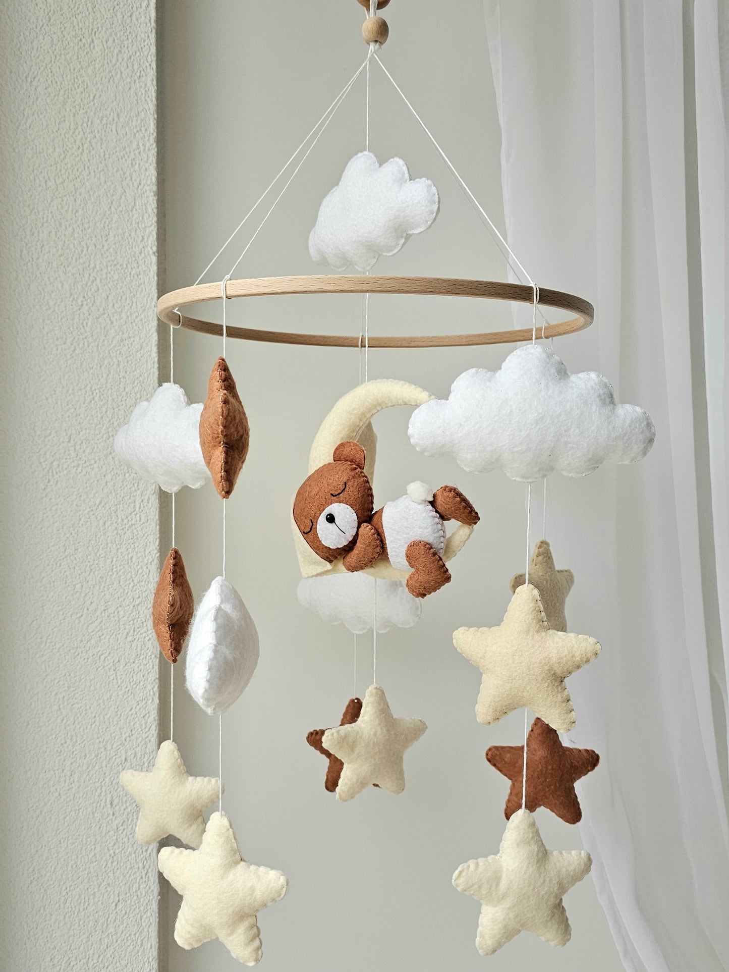 Baby Mobile Bärchen mit Mütze hellgelb
