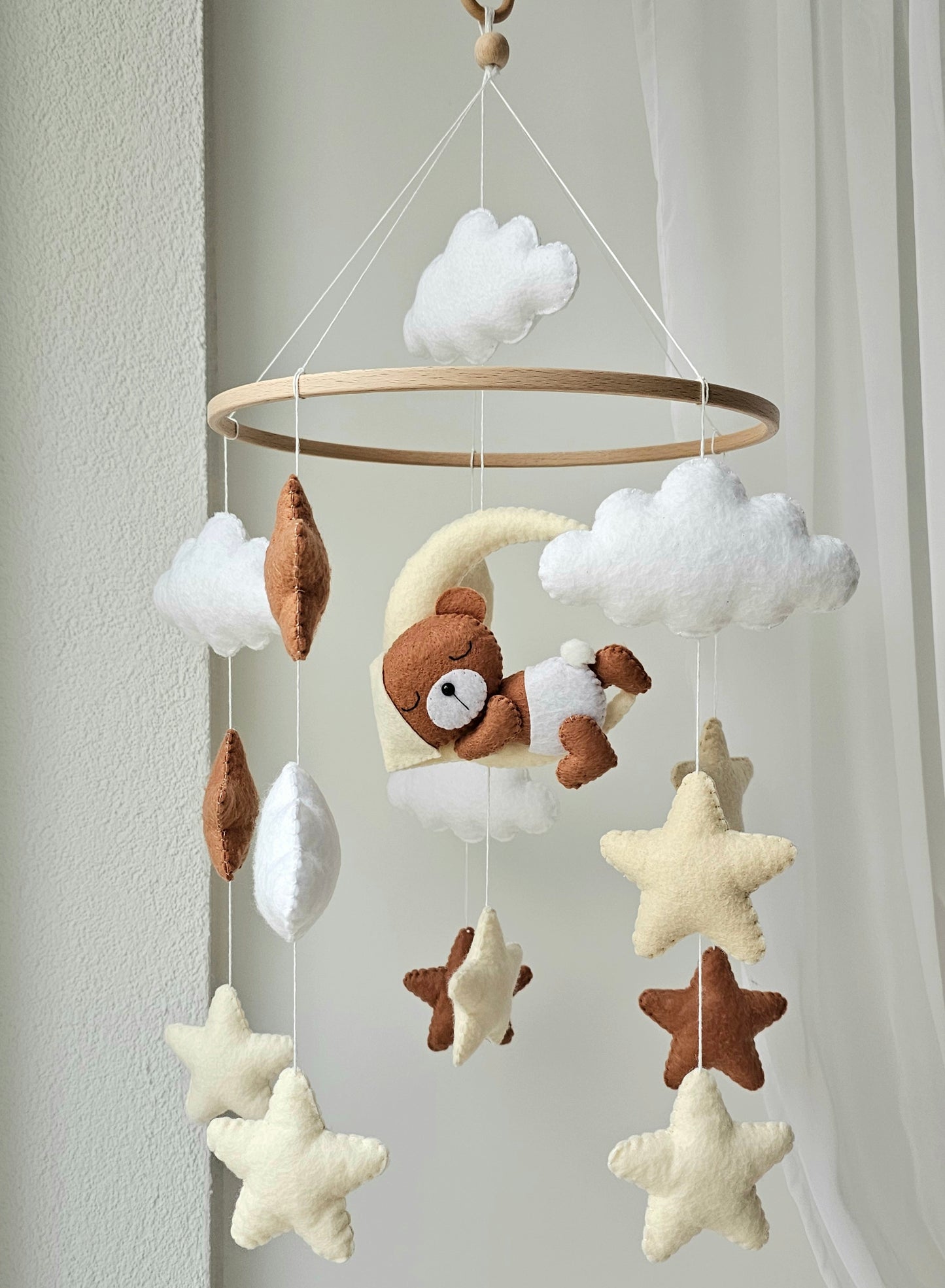 Baby Mobile Bärchen mit Mütze hellgelb