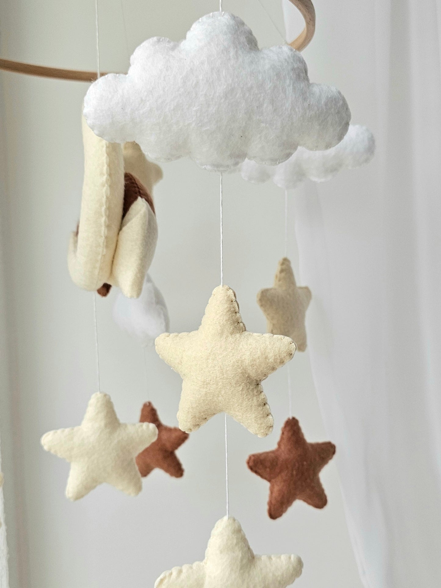 Baby Mobile Bärchen mit Mütze hellgelb