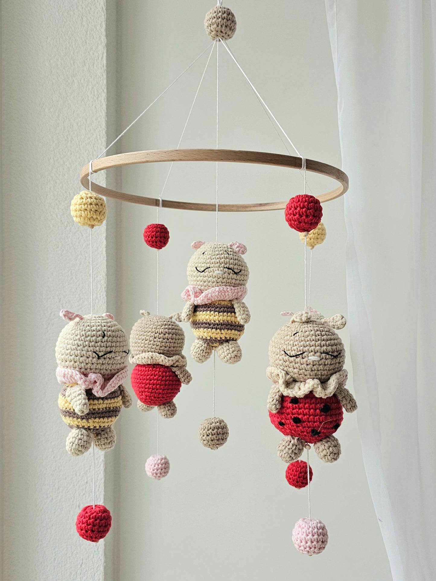 Baby Mobile Bienchen und Marienkäfer
