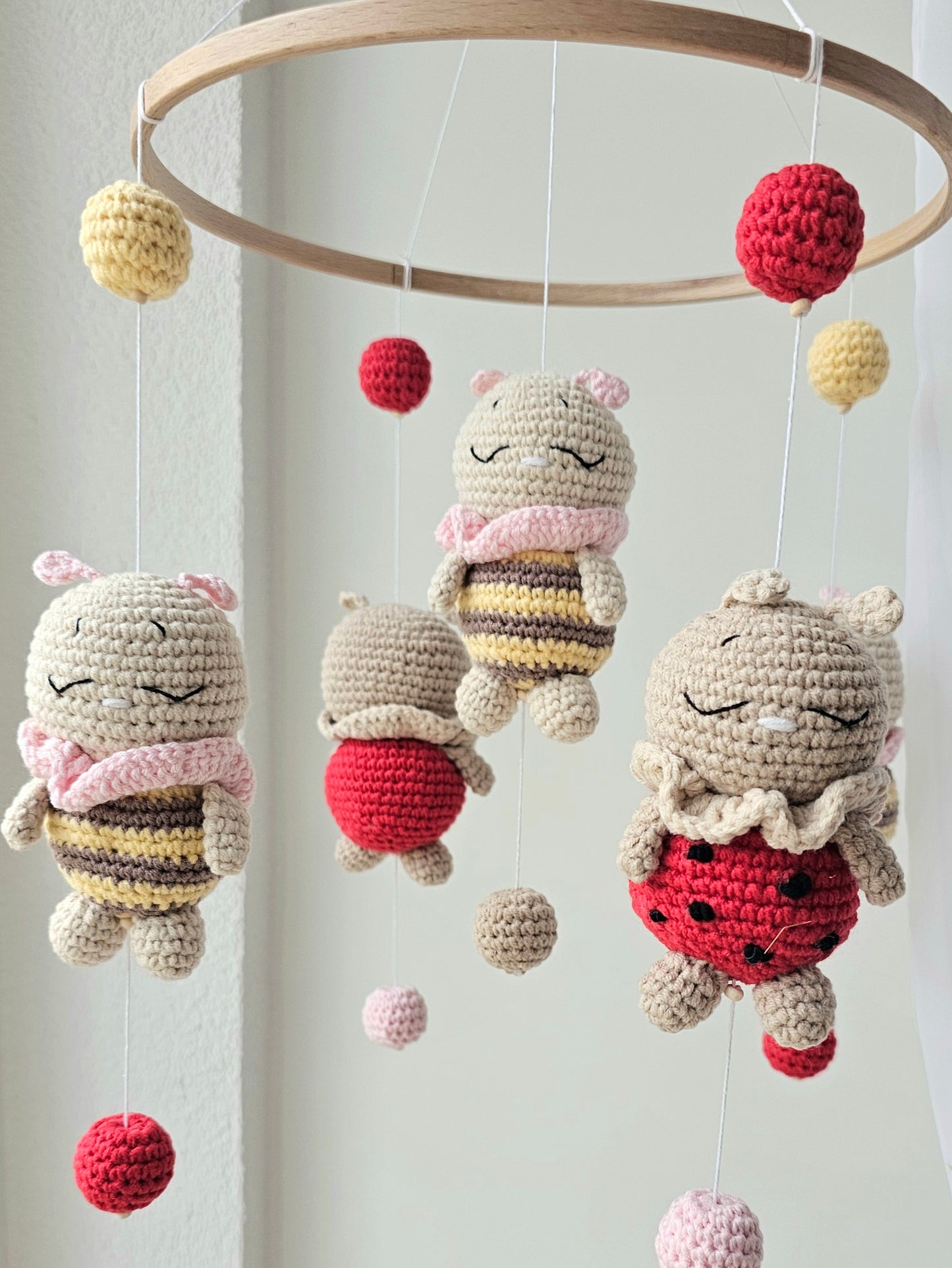 Baby Mobile Bienchen und Marienkäfer