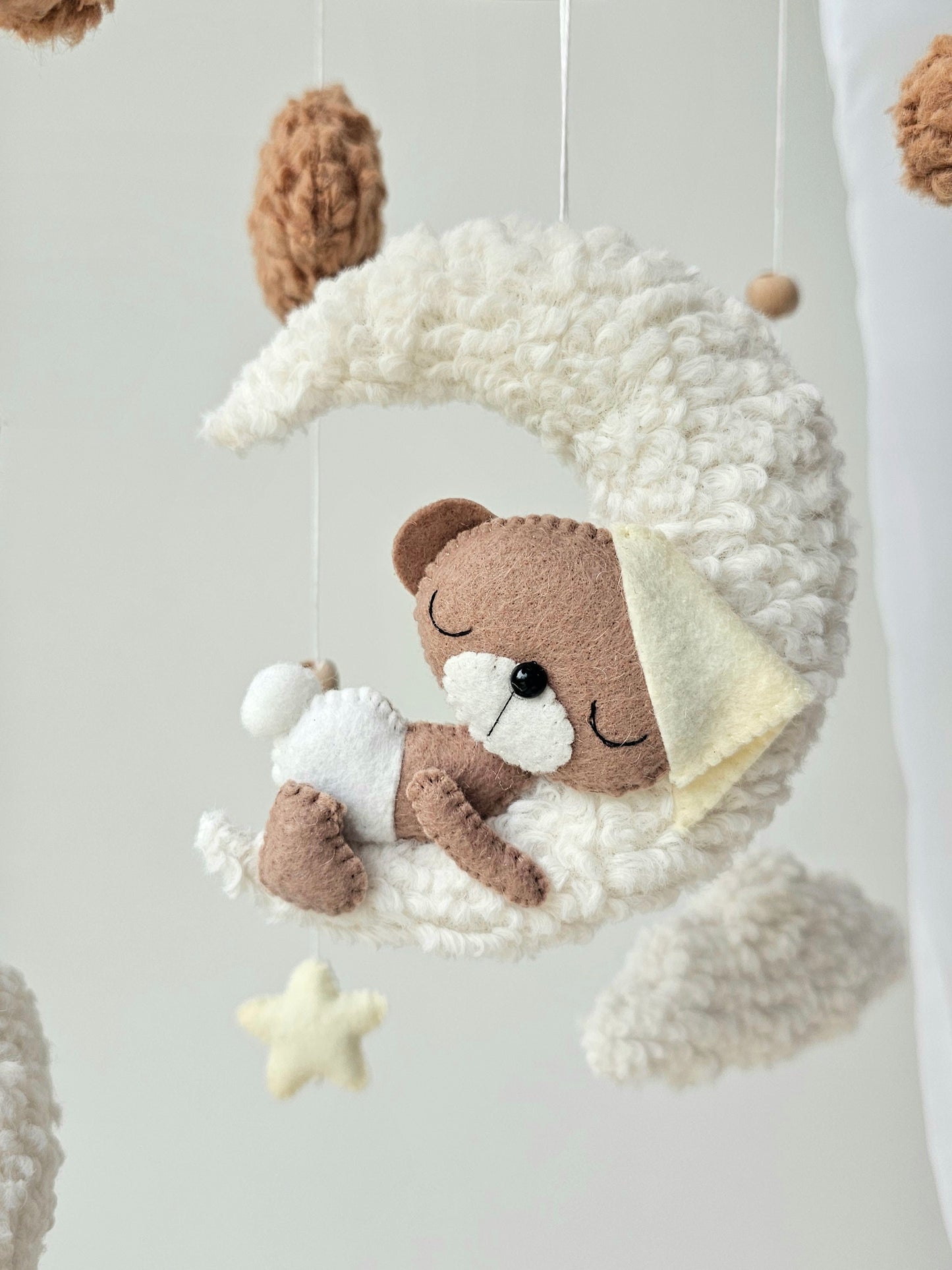 Baby Mobile Pouffy Bärchen crème/hellbraun