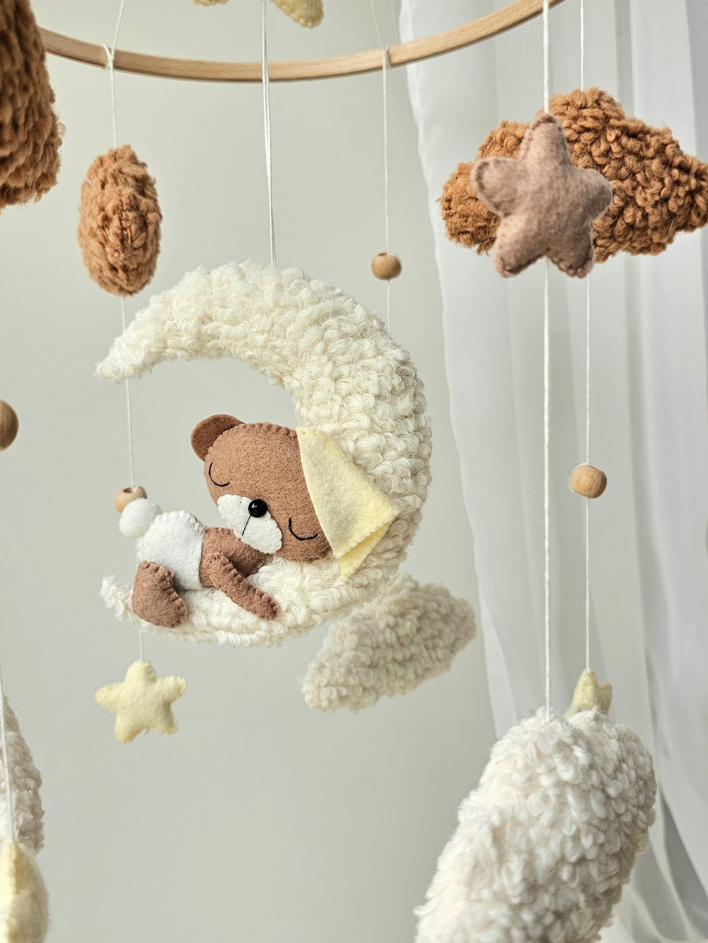 Baby Mobile Pouffy Bärchen crème/hellbraun