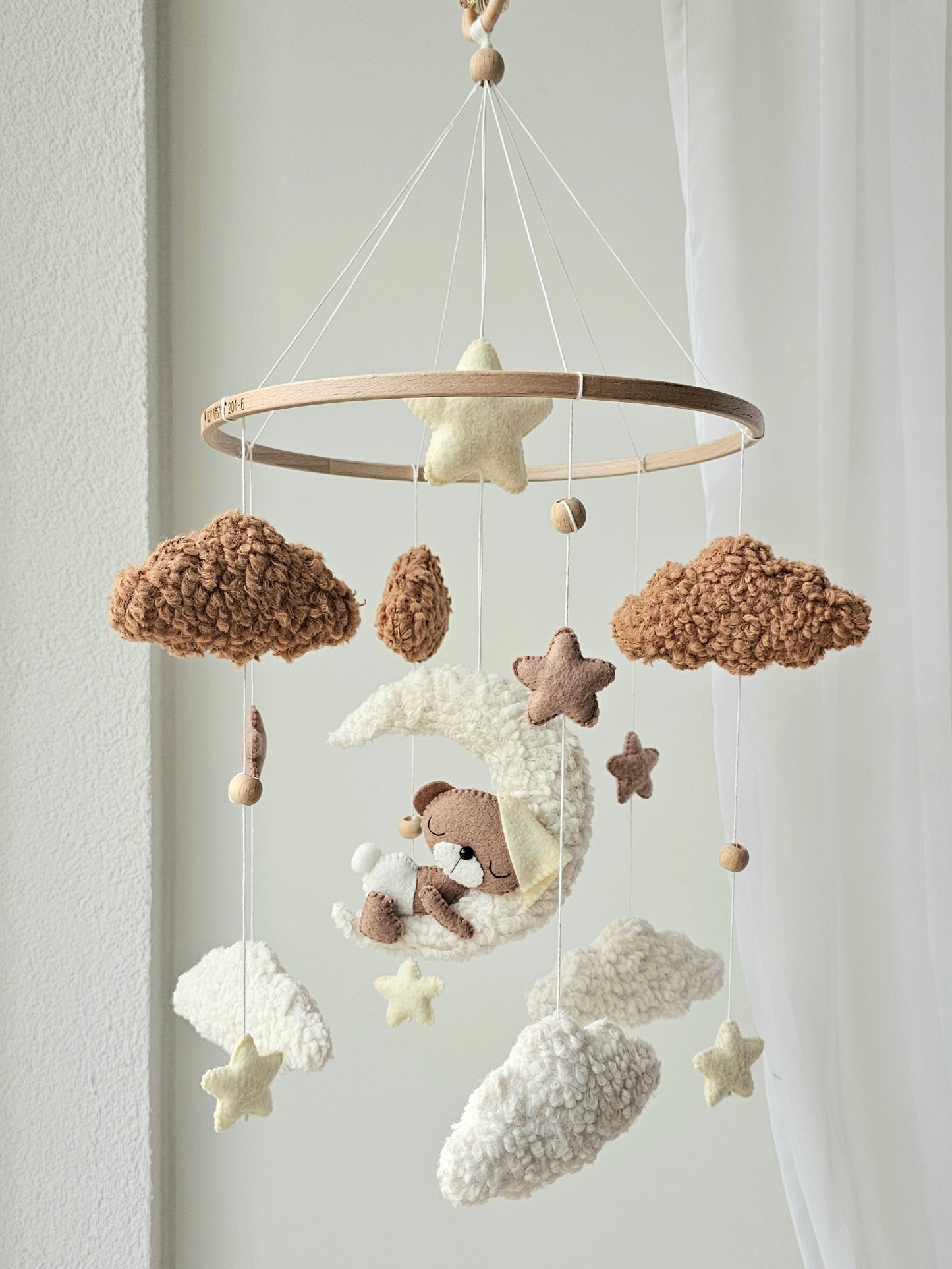 Baby Mobile Pouffy Bärchen crème/hellbraun
