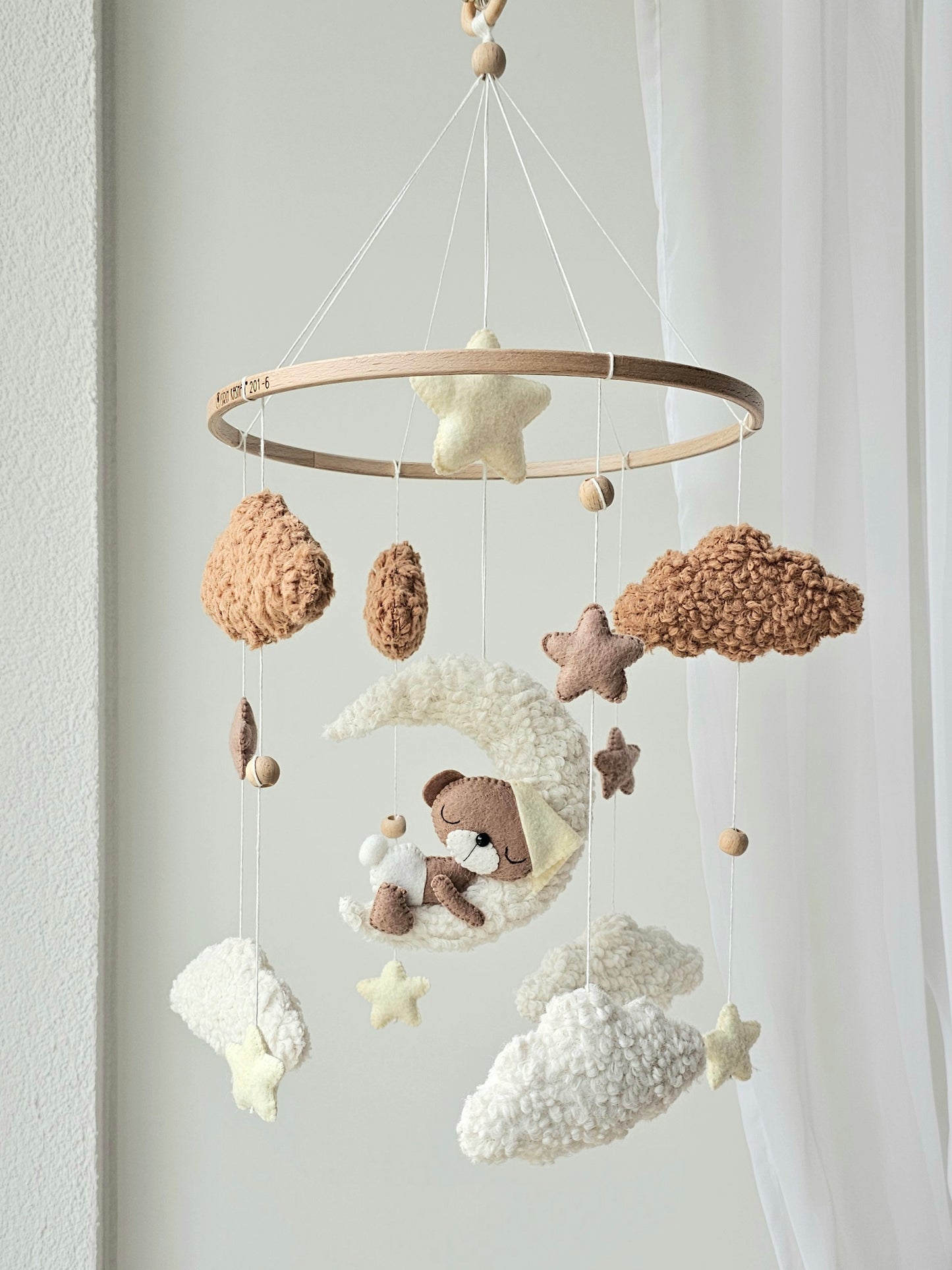 Baby Mobile Pouffy Bärchen crème/hellbraun